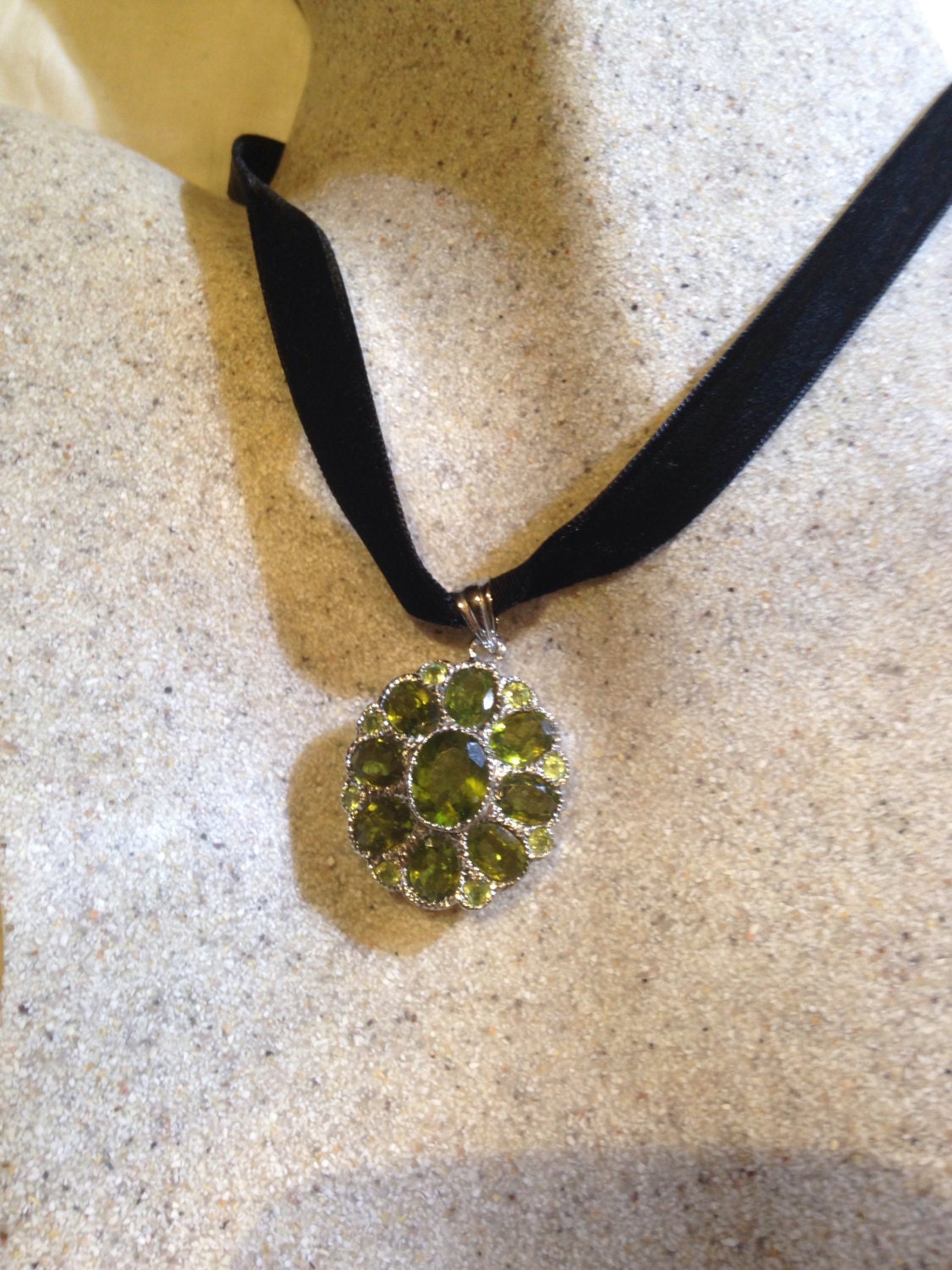 Vintage Handmade 925 Sterling Silver Genuine Peridot Pendant