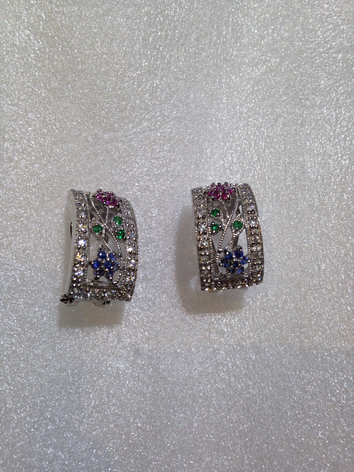 Vintage 935 Sterling Silver Genuine Blue Sapphire Rubilite and Emerald Stud Hoop button Earrings