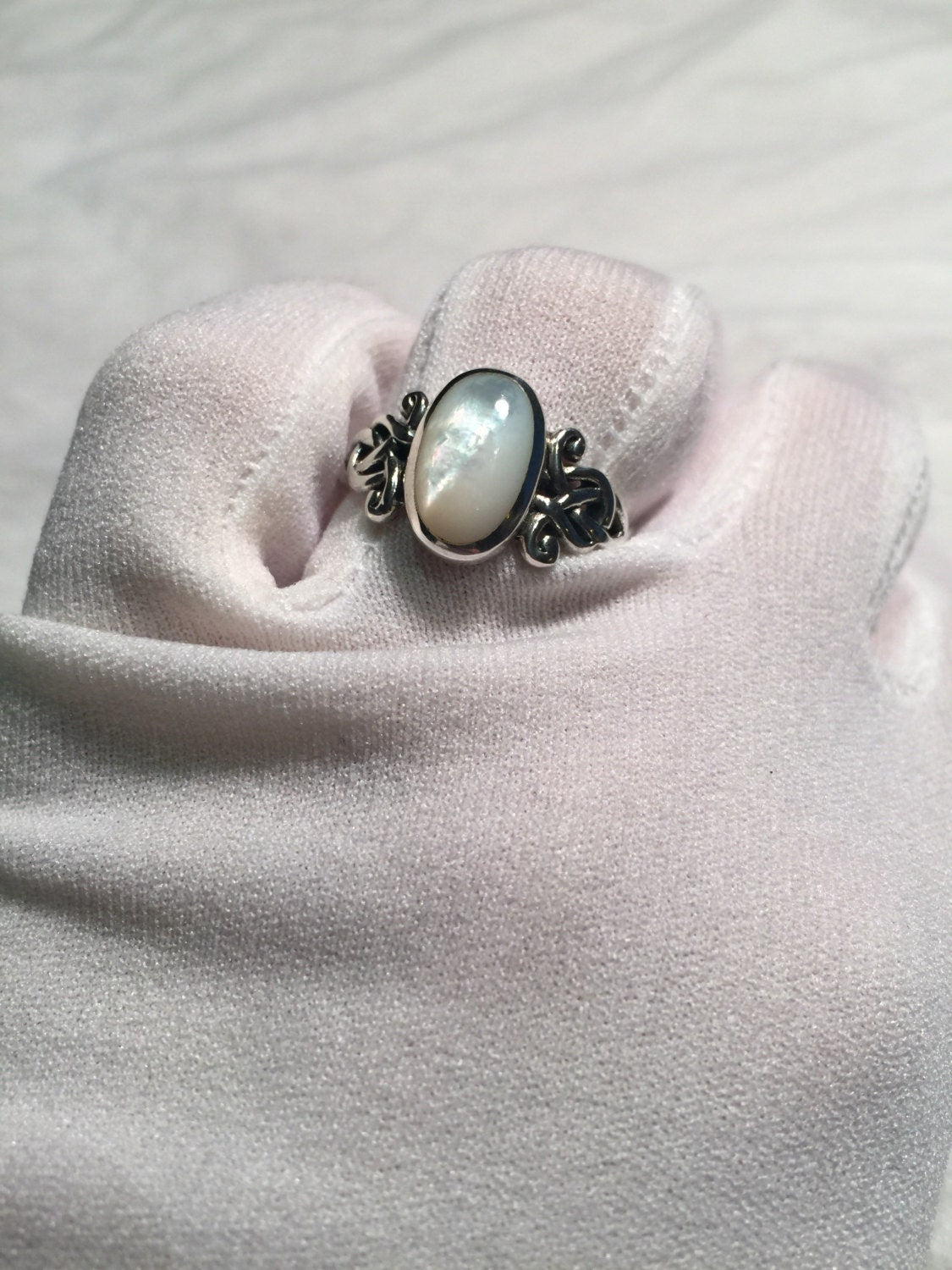 Antique White Mother of Pearl Filigree Sterling Silver Ring