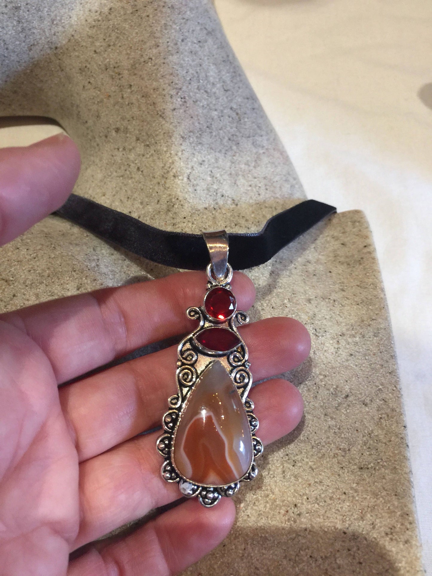 Vintage Carnelian agate Choker Necklace Pendant