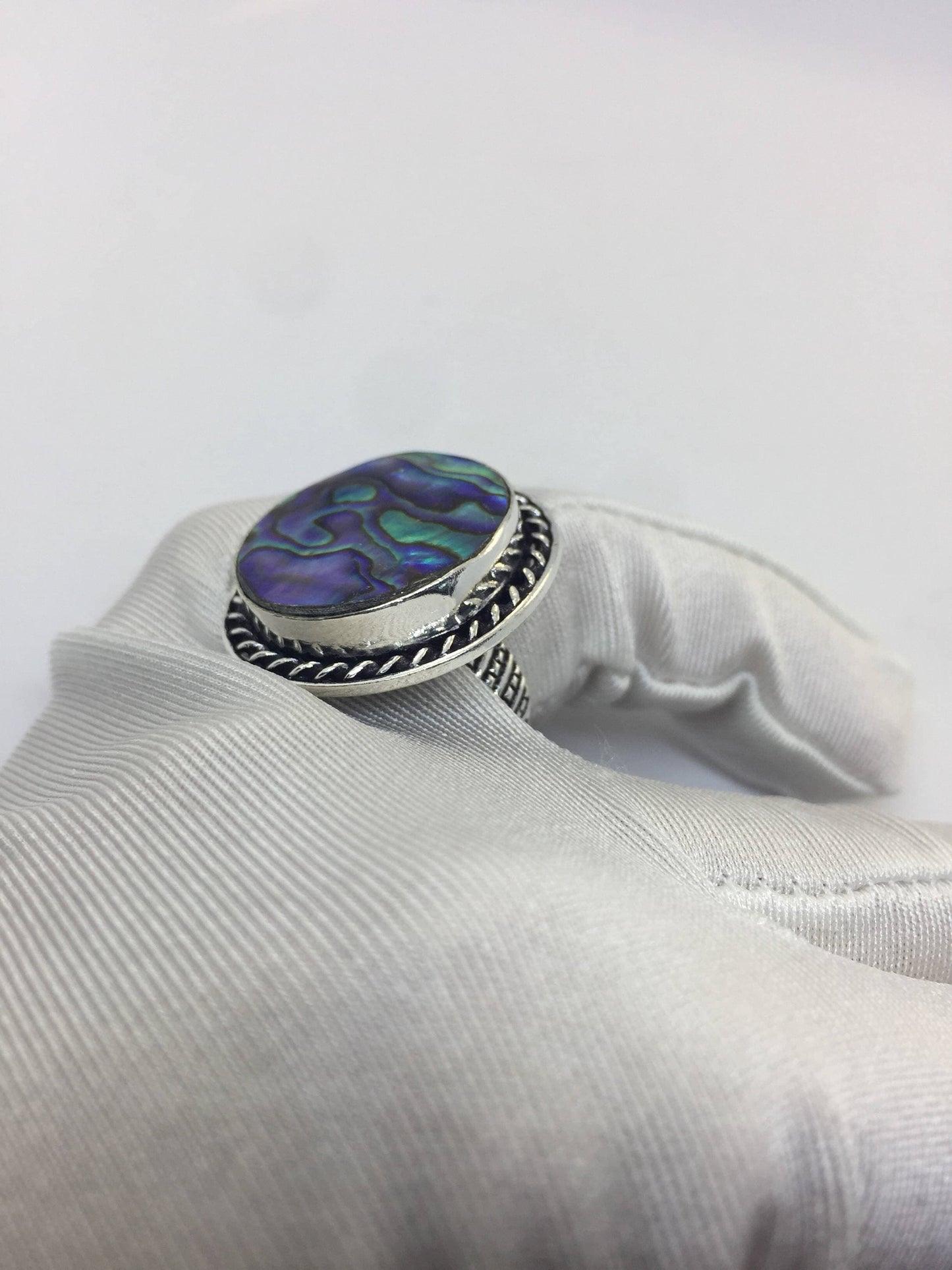 Antique Green Abalone White Bronze Silver Ring