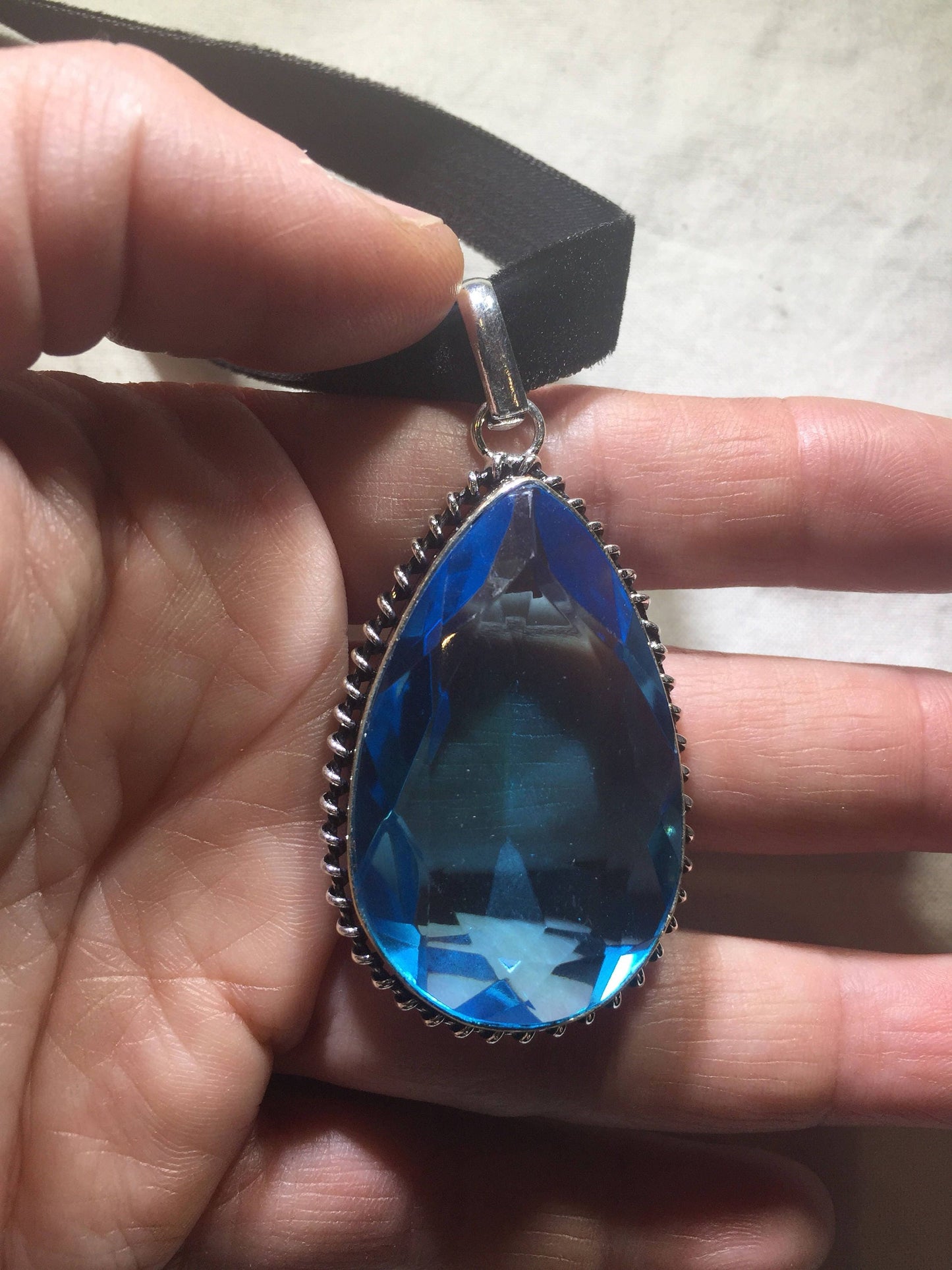 Blue Handmade Gothic Styled Silver Finished Genuine Facetted Antique Volcanic Glass Choker Necklace