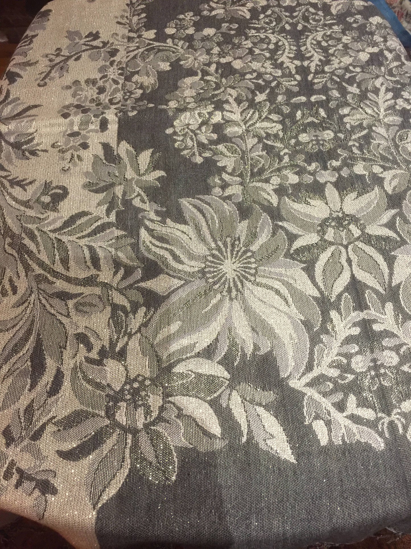 Nemesis Vintage Gray White Silver Flower Brocade Pashmina Scarf Wrap