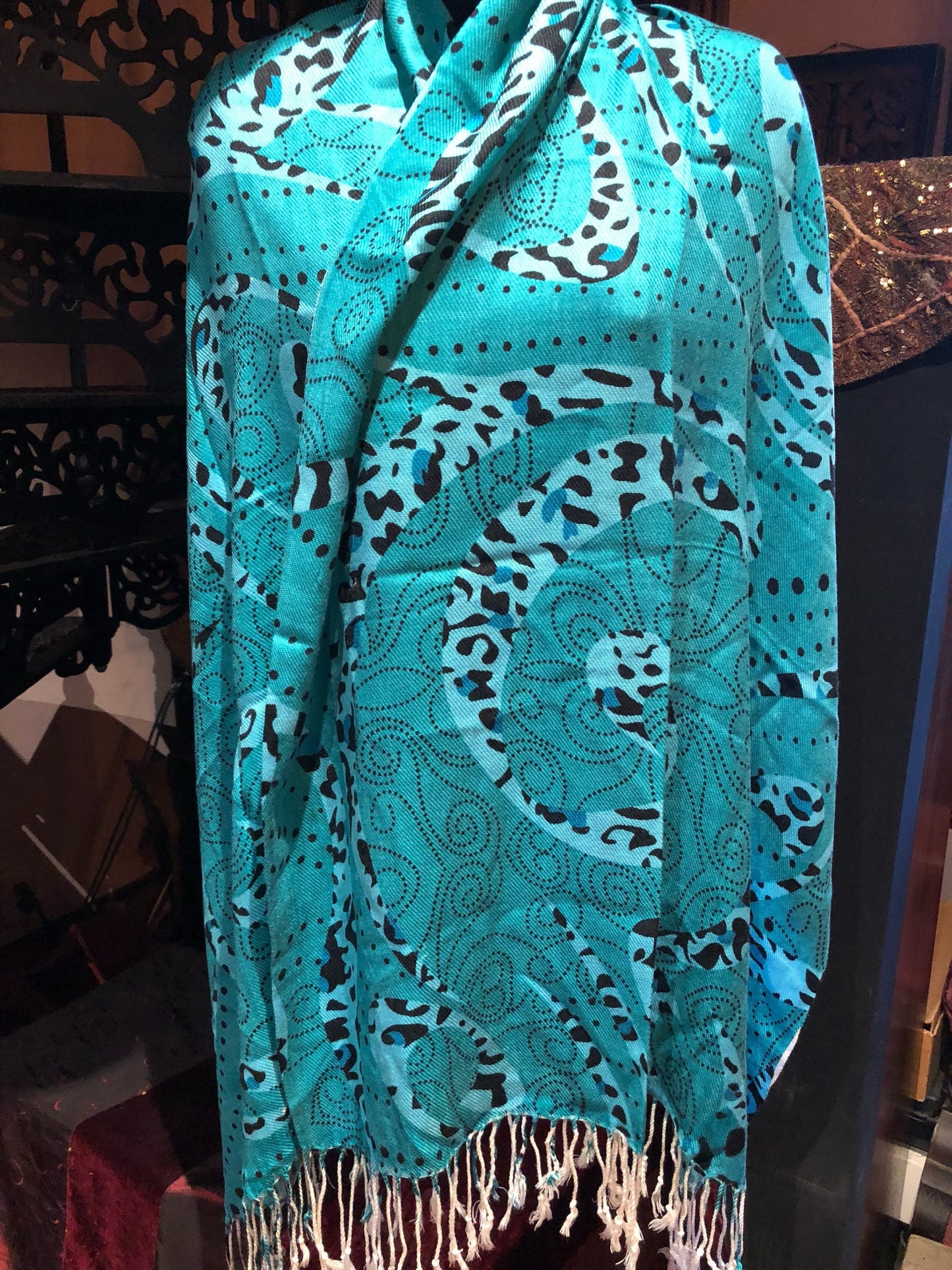 Vintage Styled turquoise Colored paisely Pashmina Shawl