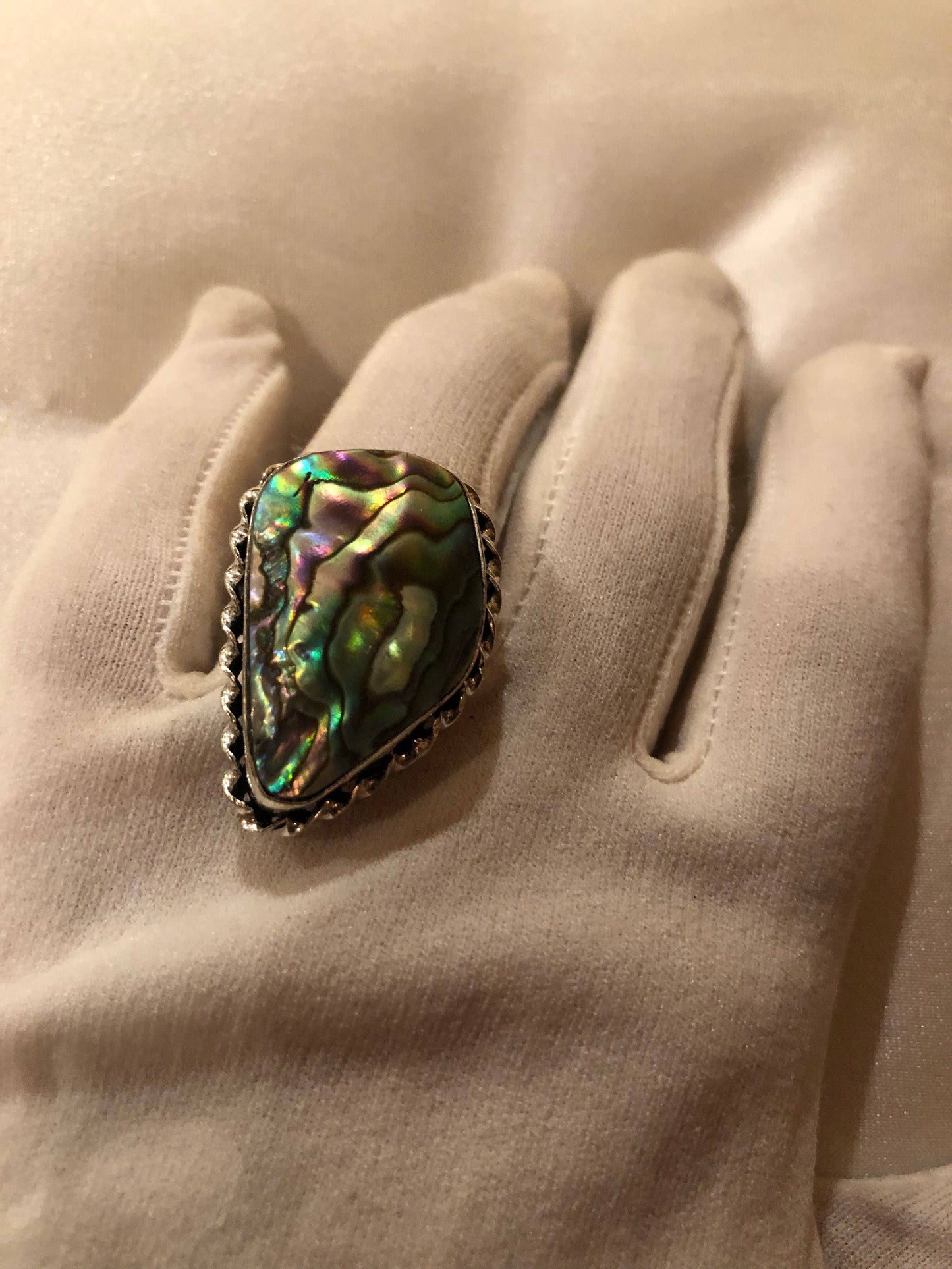Antique Green Abalone White Bronze Silver Ring