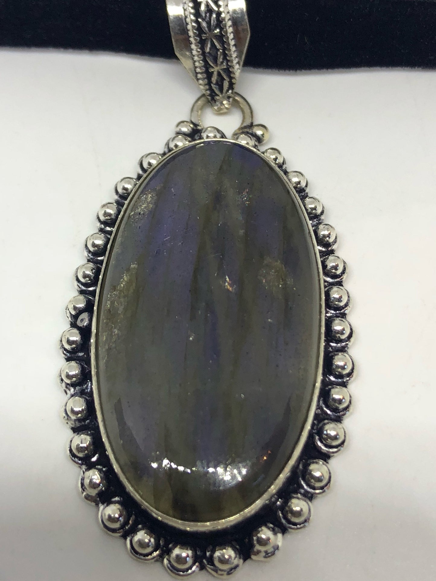 Vintage Silver Genuine Blue Labradorite Gemstone Necklace.