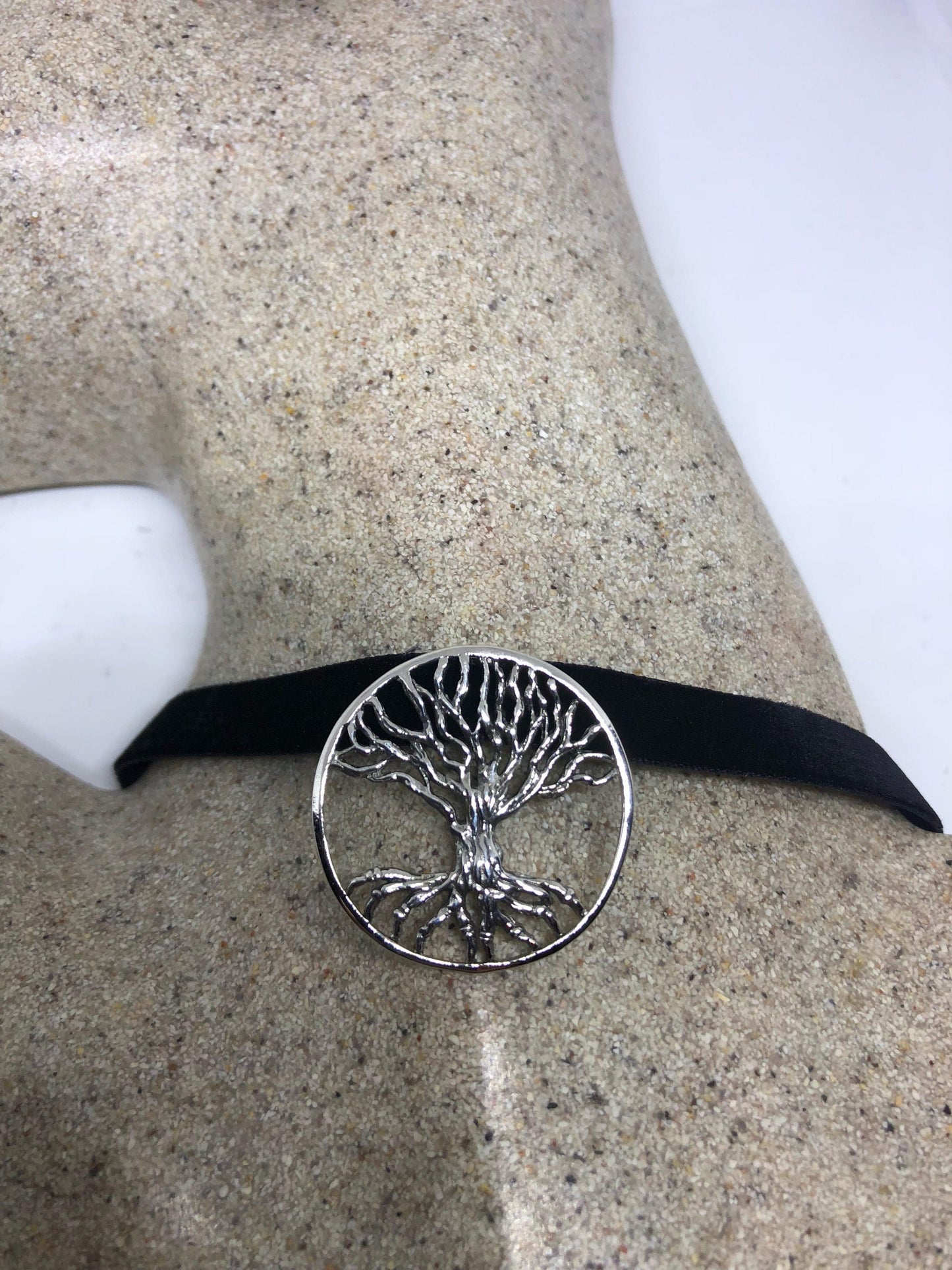 Ancient Entwined Tree of Life Dangle Pendant