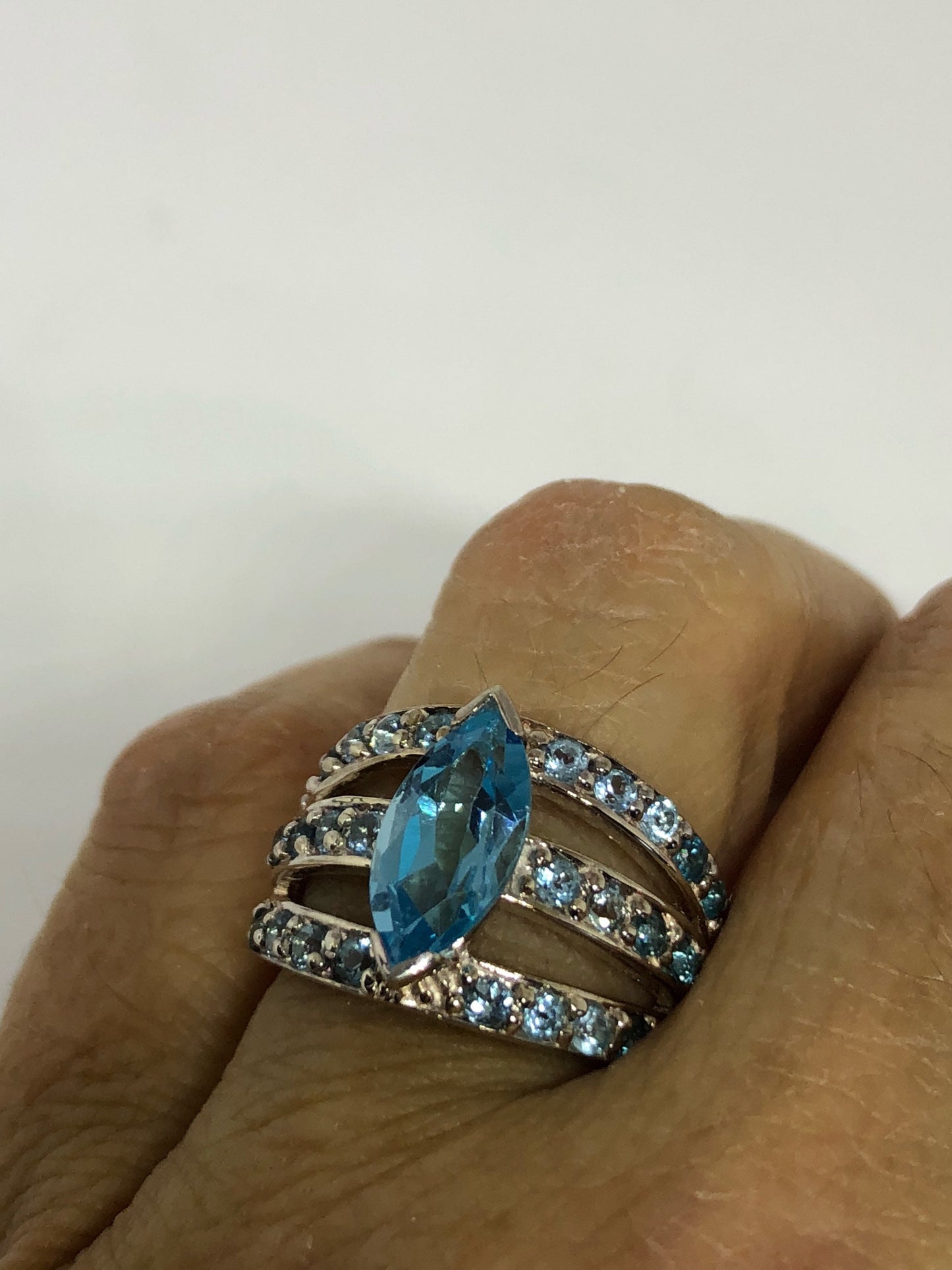 Vintage genuine blue topaz 925 sterling silver cocktail Ring