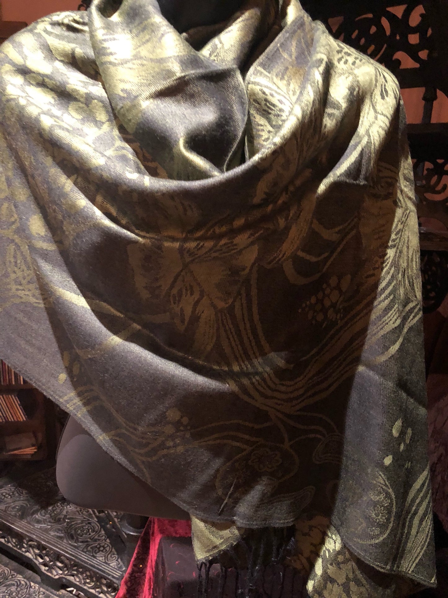 Vintage Paisley Brocade Pashmina Scarf Wrap