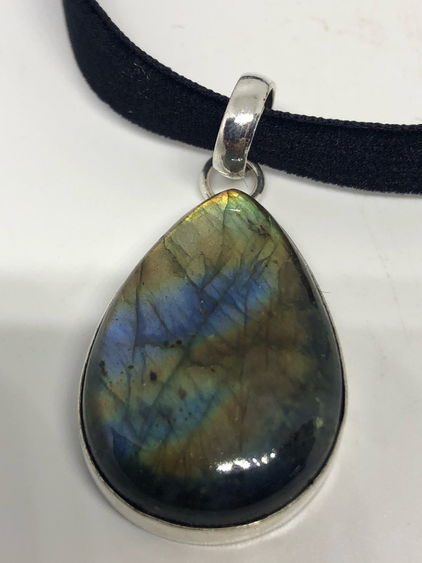 Vintage Silver Genuine Labradorite Gemstone Necklace.