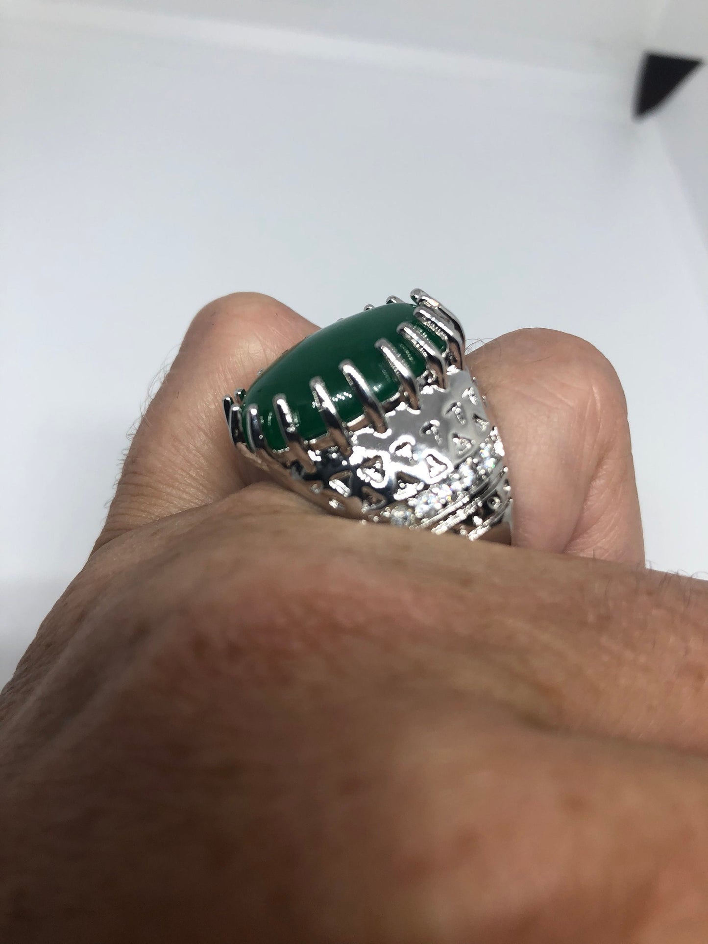 Vintage Lucky Green Nephrite Jade Ring