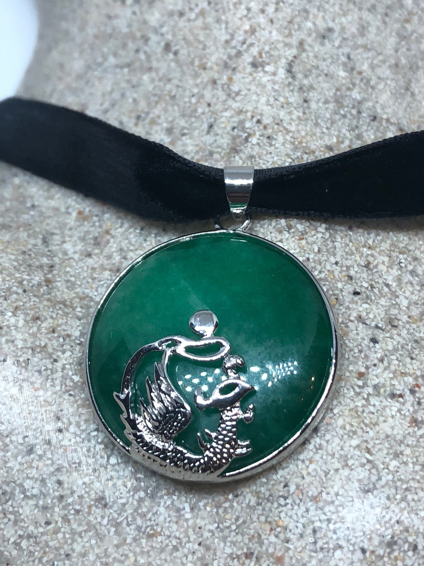 Vintage Green Jade Choker Silver Finish Necklace Pendant