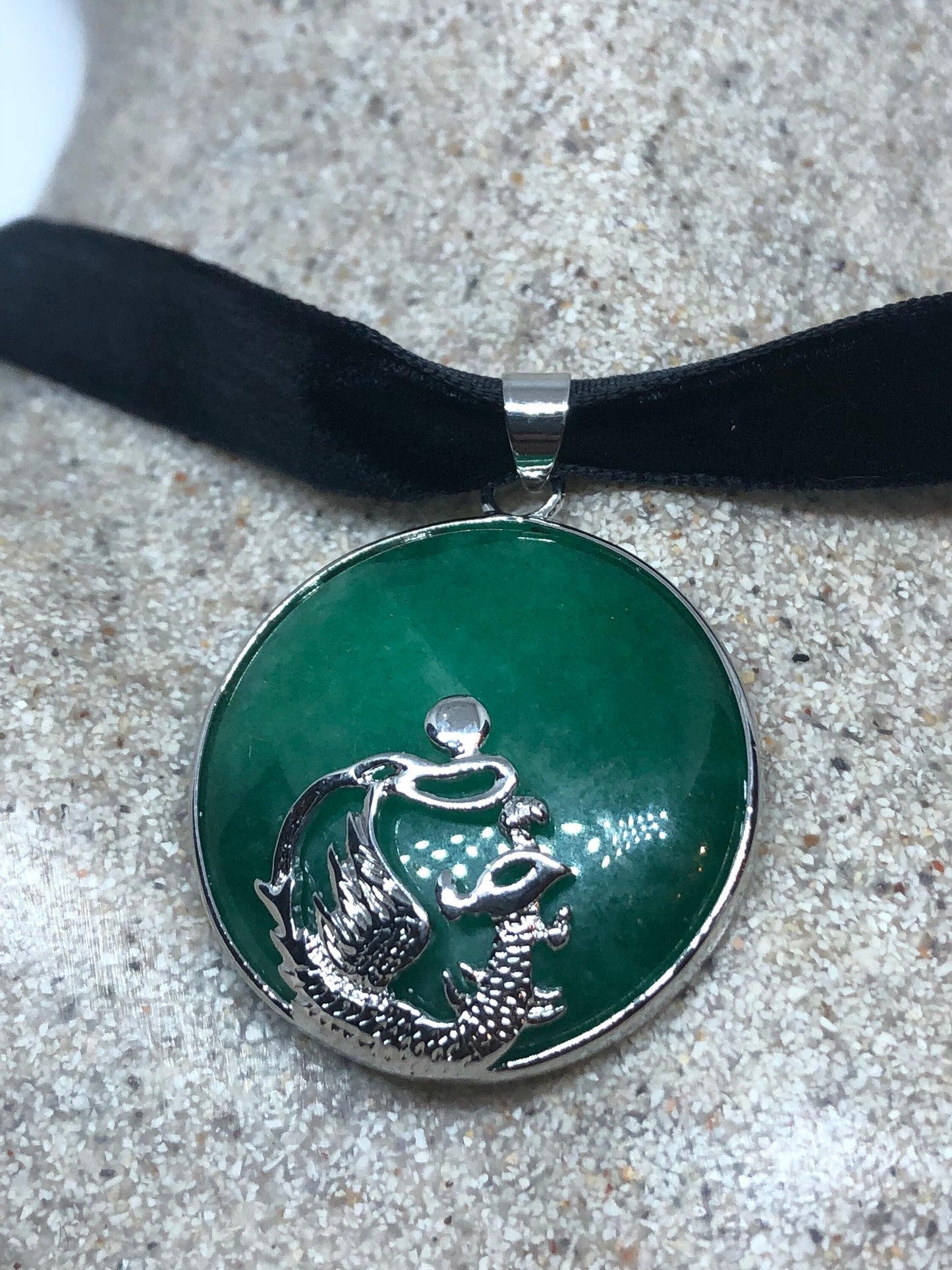 Vintage Green Jade Choker Silver Finish Necklace Pendant