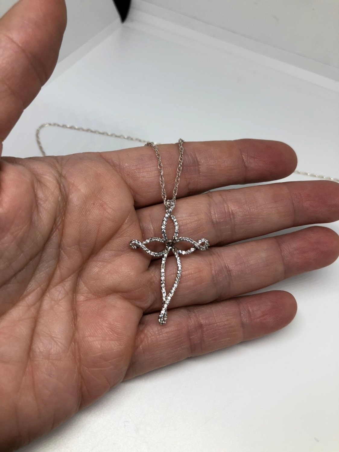 Vintage Handmade 925 Sterling Silver White Sapphire Cross Pendant Choker
