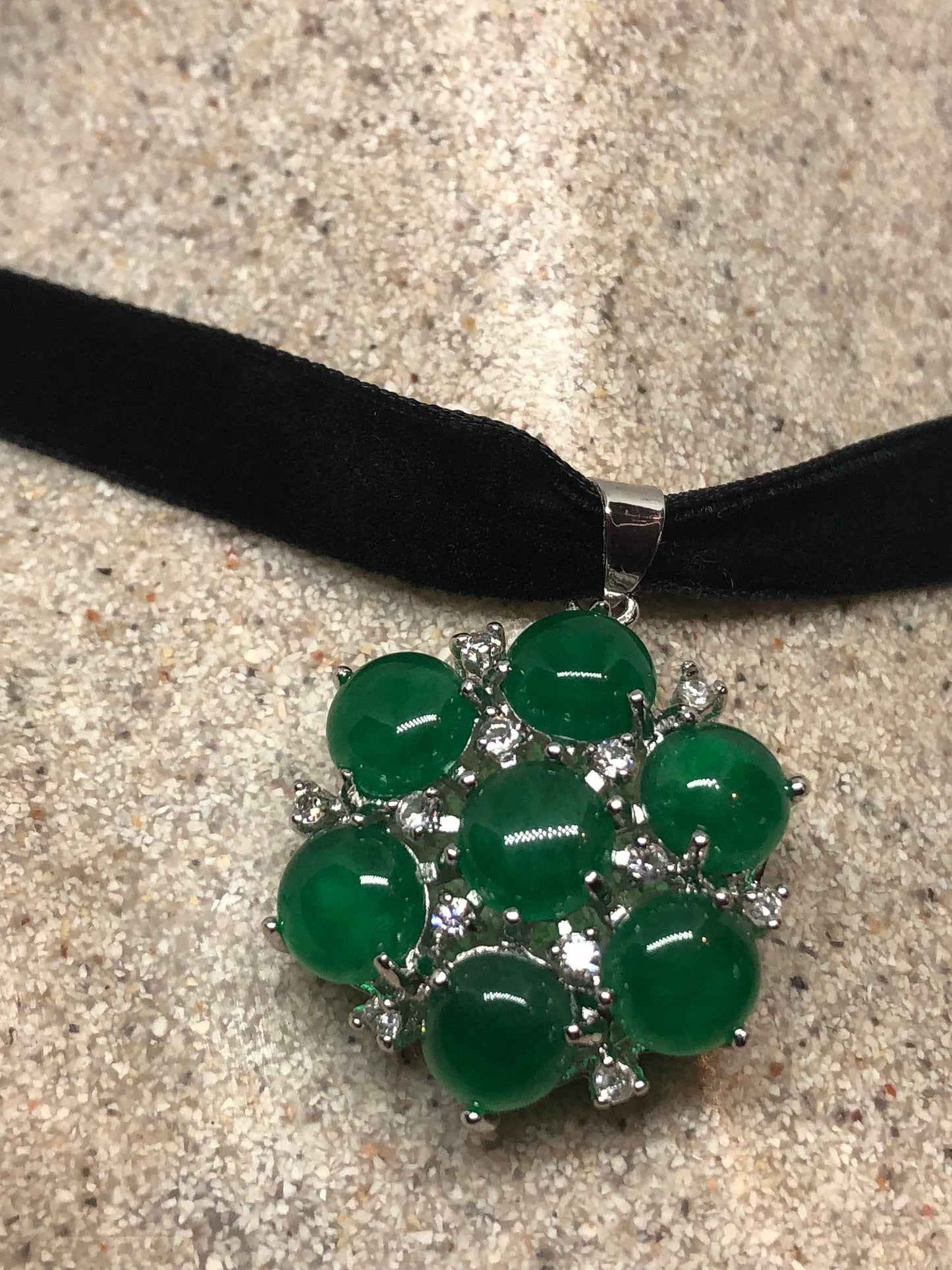 Vintage Green Jade Choker Silver Finish Necklace Pendant
