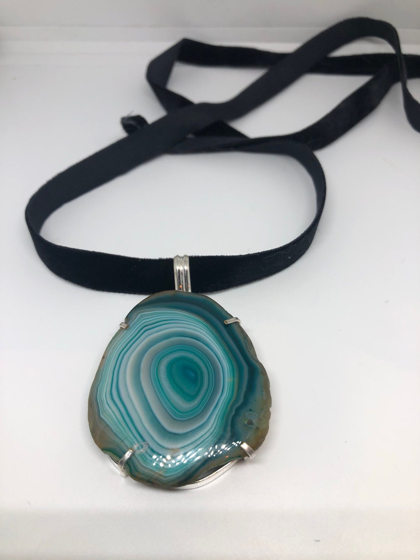 Vintage Handmade 925 Sterling Silver Green Striped Agate Pendant