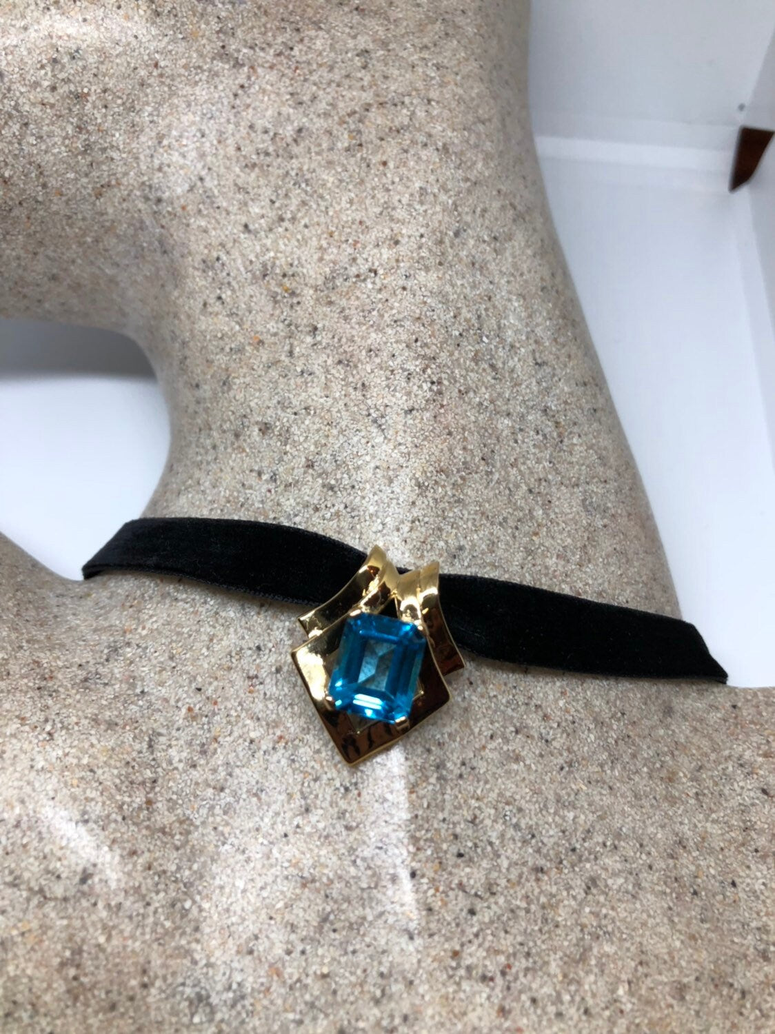 Vintage Genuine Deep Blue Topaz 925 Sterling Silver Necklace Pendant