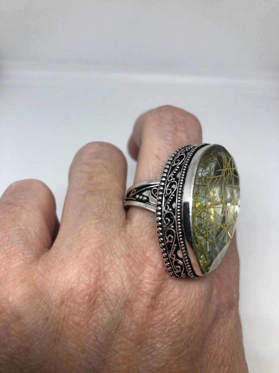 Vintage Faux Gold rutile Vintage Art Glass Long Knuckle Ring