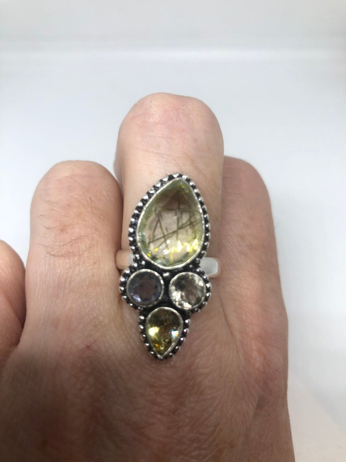 Vintage Faux Gold rutile Vintage Art Glass Long Knuckle Ring