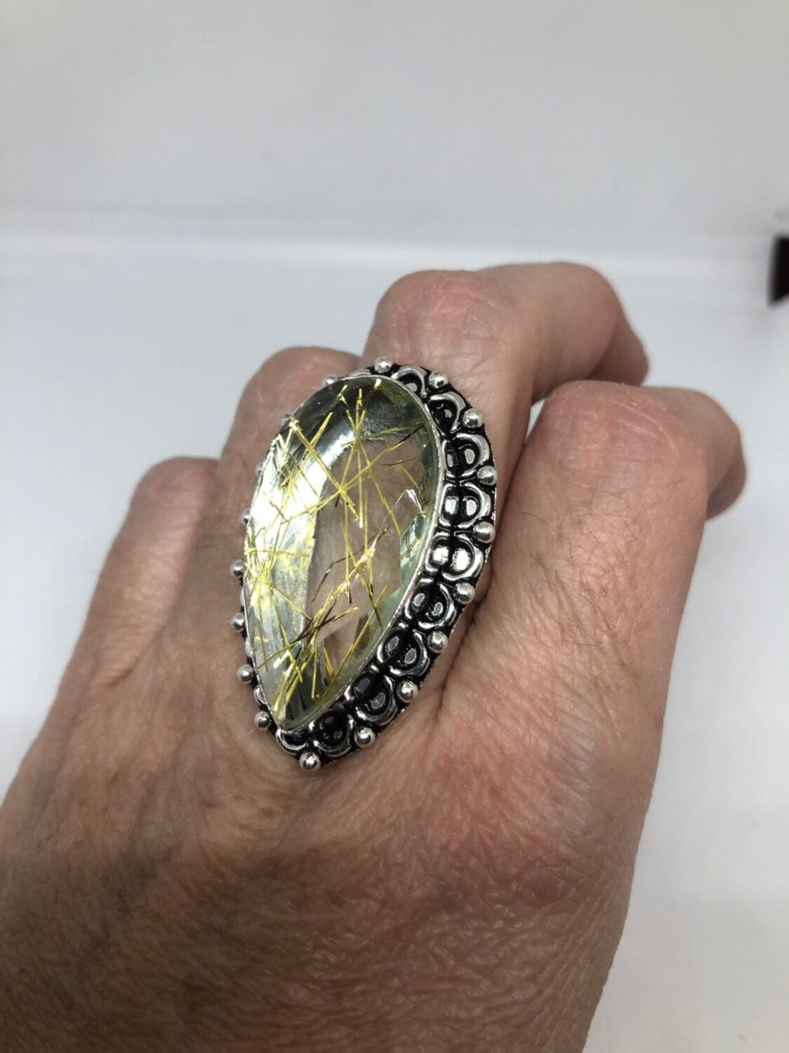 Vintage Faux Gold rutile Vintage Art Glass Long Knuckle Ring