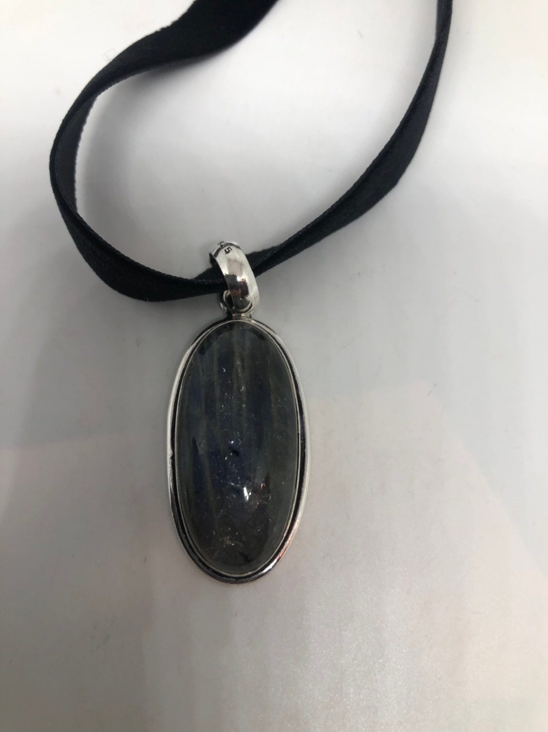 Vintage Silver Genuine Labradorite Gemstone Necklace.