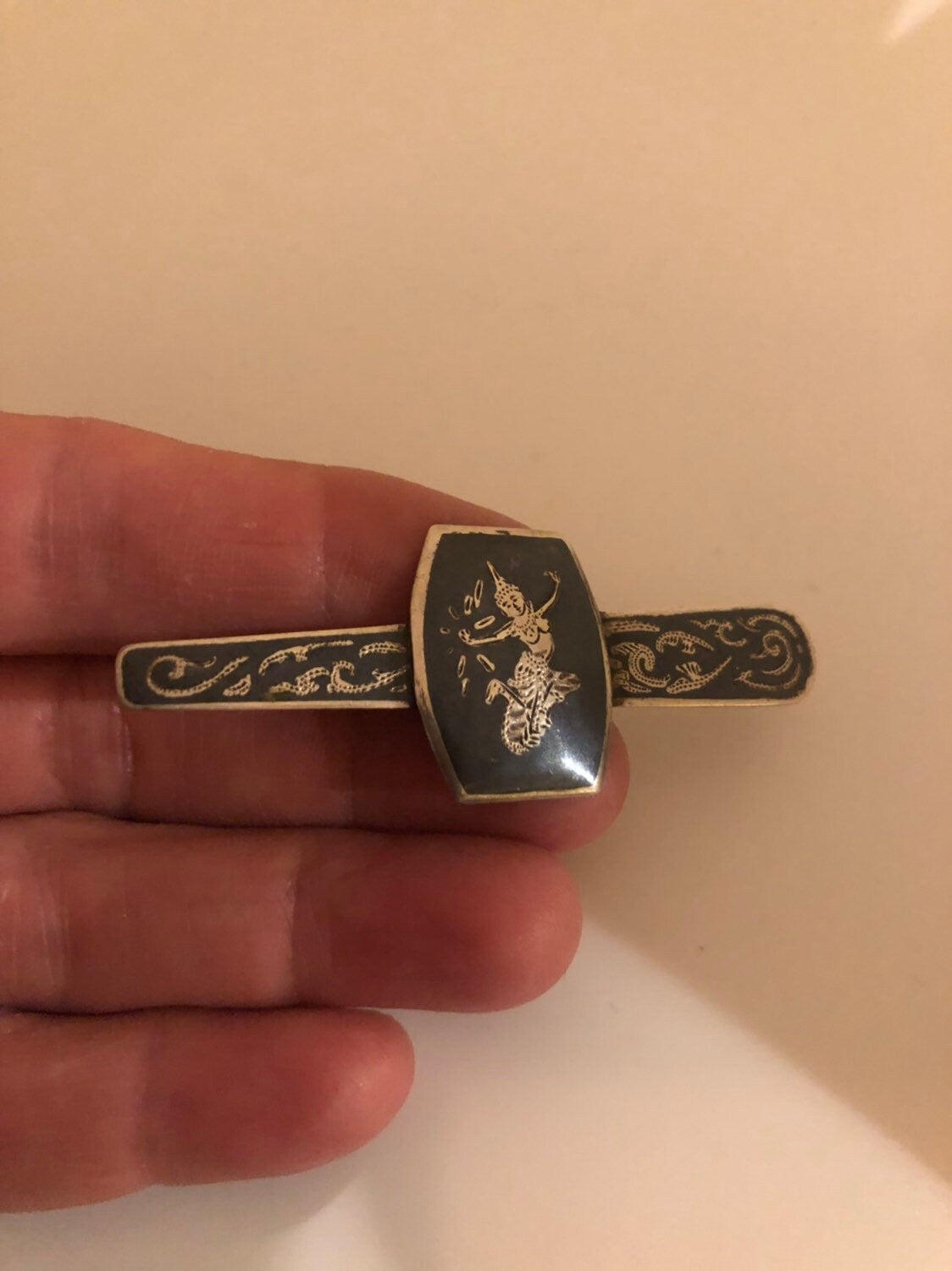 Vintage Hand Made Dancing Goddess Siam 925 Sterling Silver Heart Brooch Pin