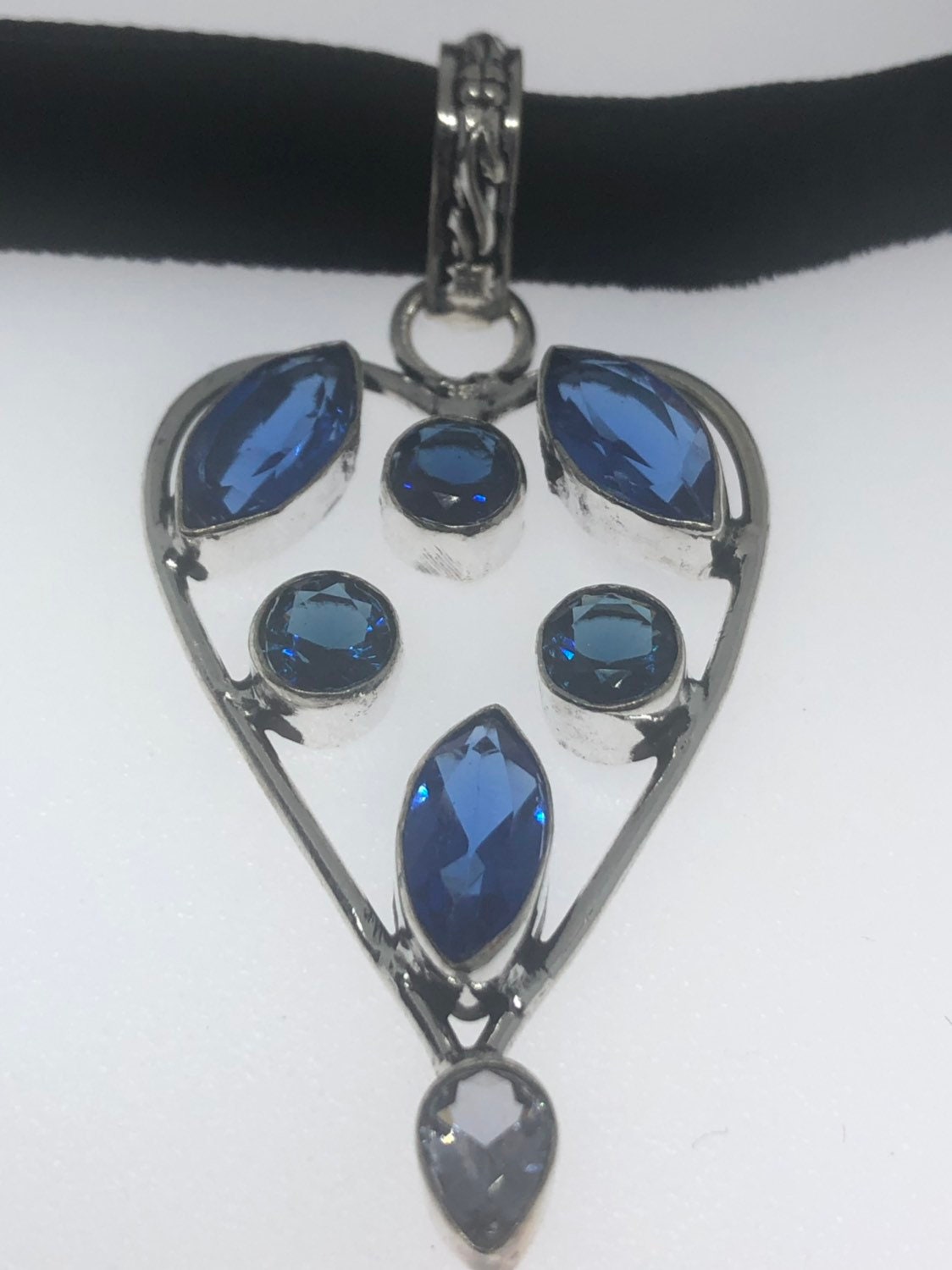 Blue Handmade Gothic Styled Silver Finished Genuine Facetted Antique Volcanic Glass Choker Necklace