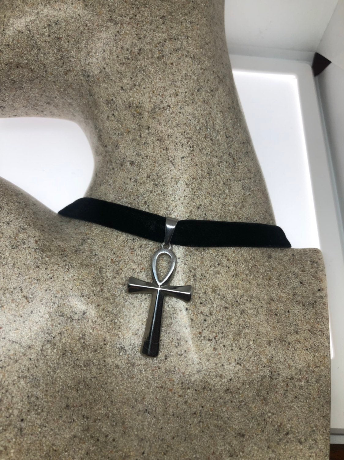 Silver Egyptian Ankh Pendant Choker
