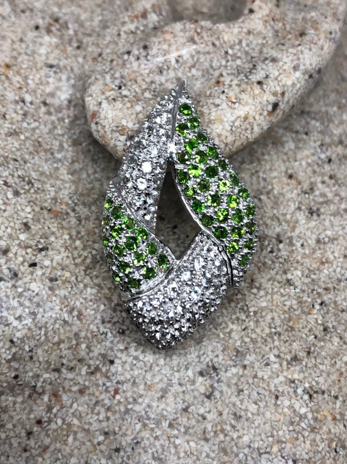 Vintage Handmade 925 Sterling Silver Chrome Diopside Earrings