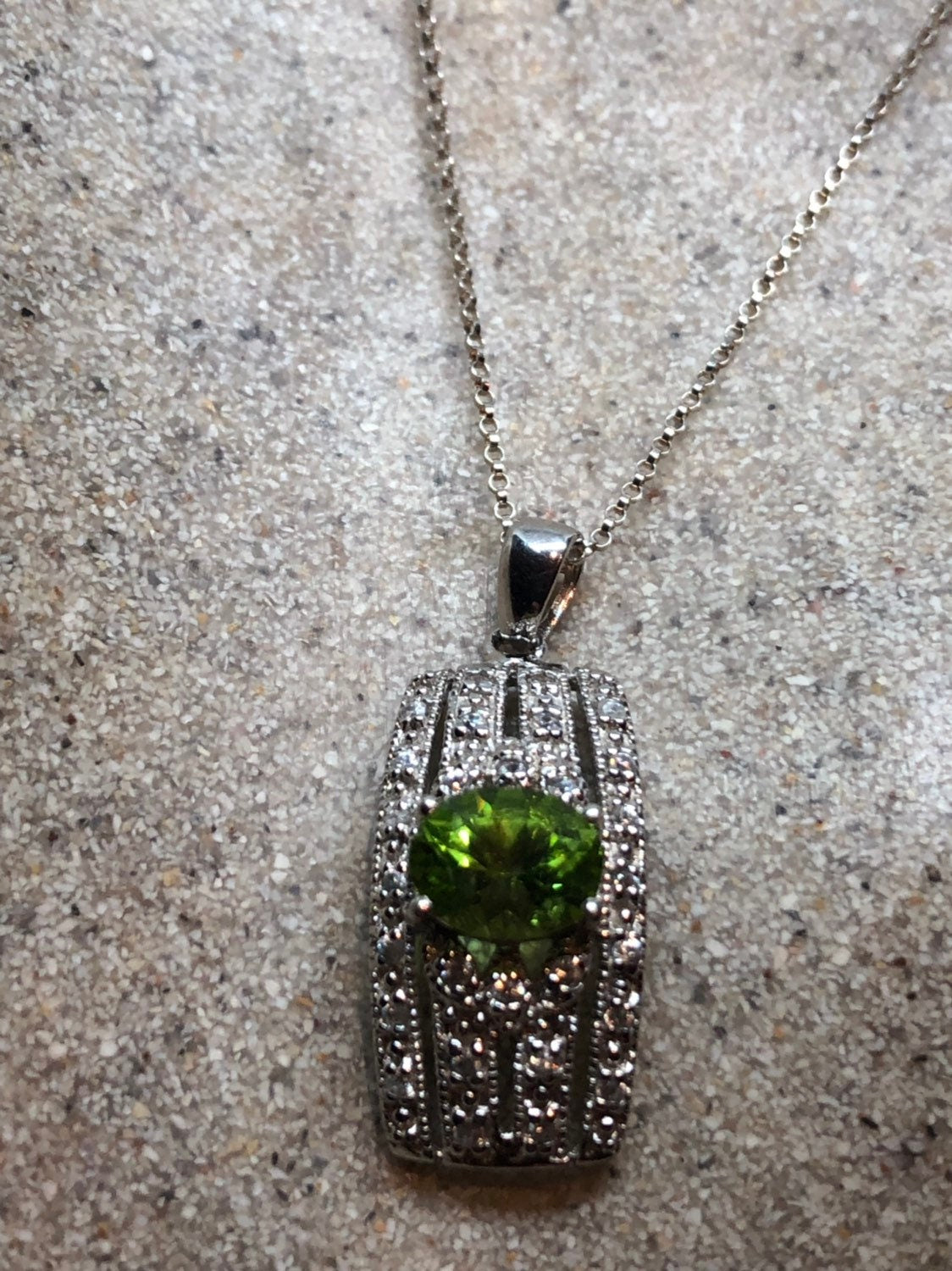 Vintage Handmade 925 Sterling Silver Genuine Peridot Pendant