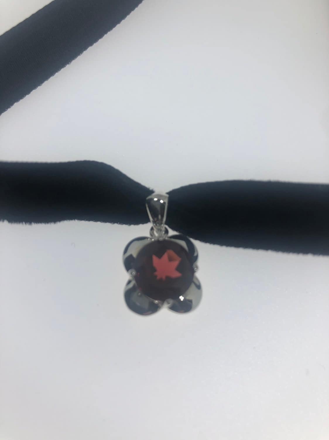 Vintage 925 Sterling Silver Genuine Garnet Antique Choker Pendant Necklace