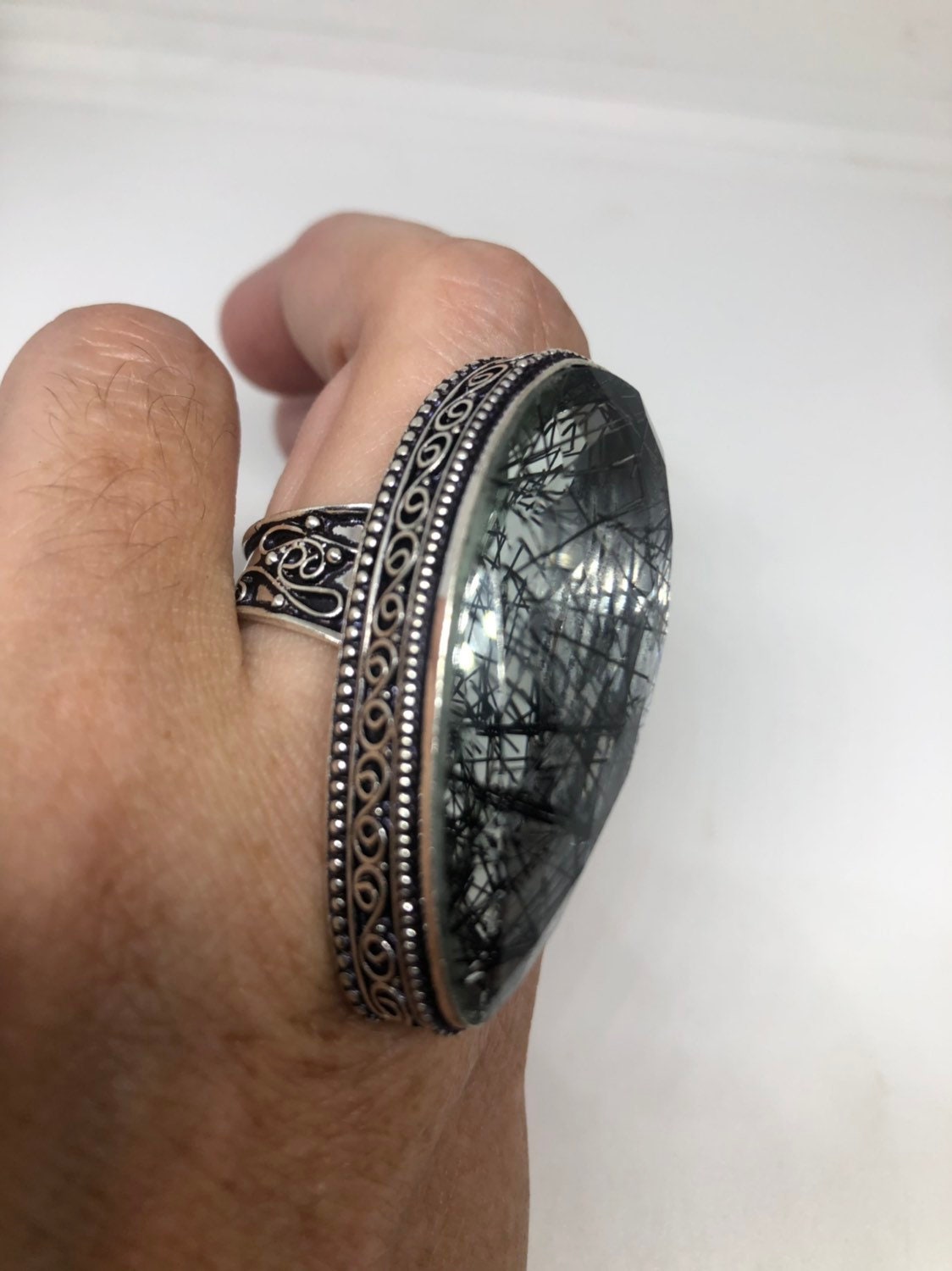 Vintage Faux Black rutile Vintage Art Glass Long Knuckle Ring