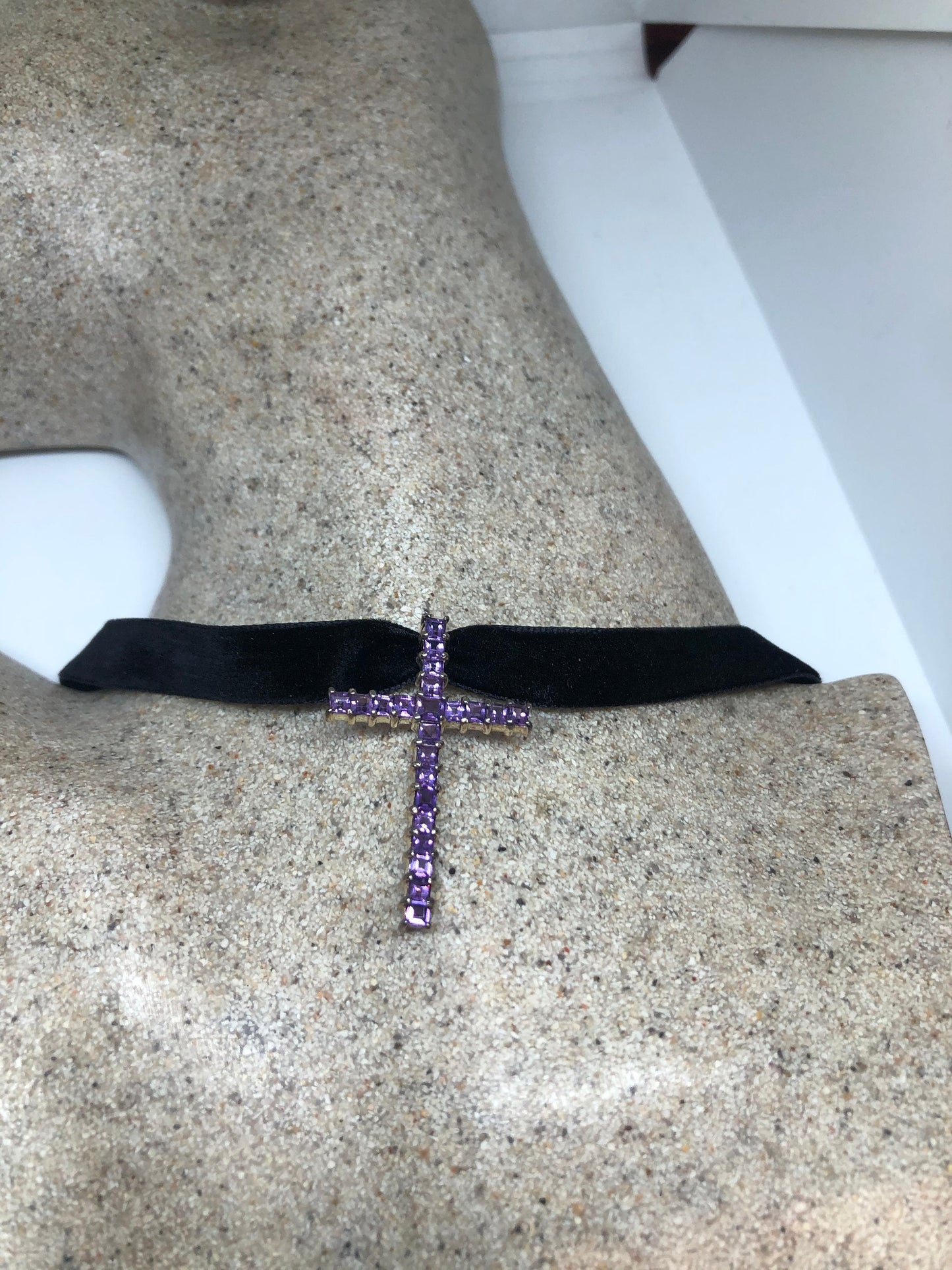 Vintage CROSS Choker 925 Sterling Silver White Sapphire Amethyst Pendant Necklace