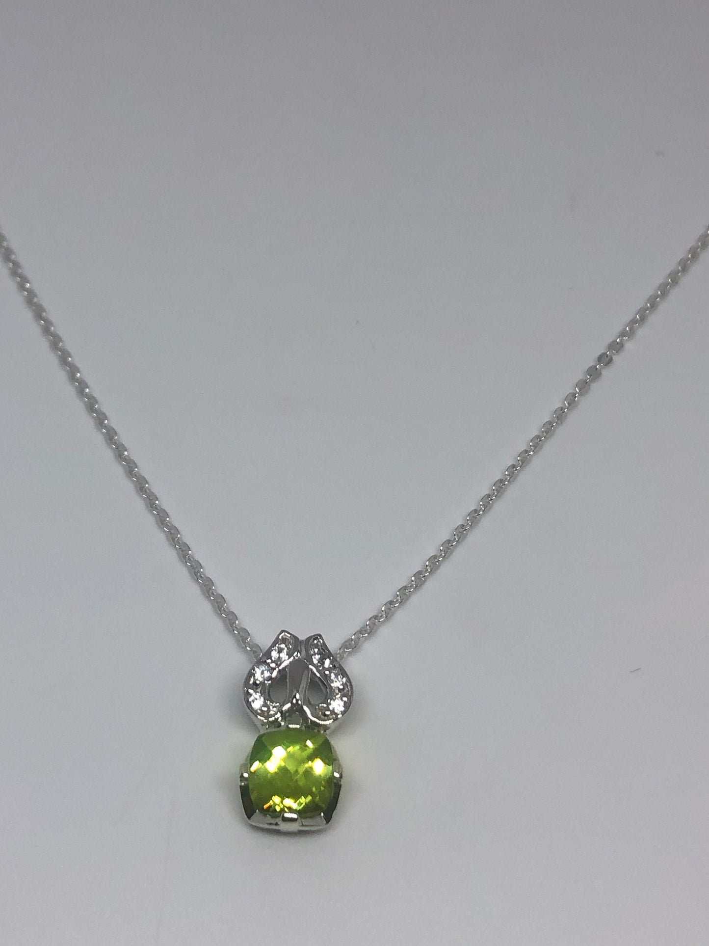 Vintage Handmade 925 Sterling Silver Genuine Peridot Pendant