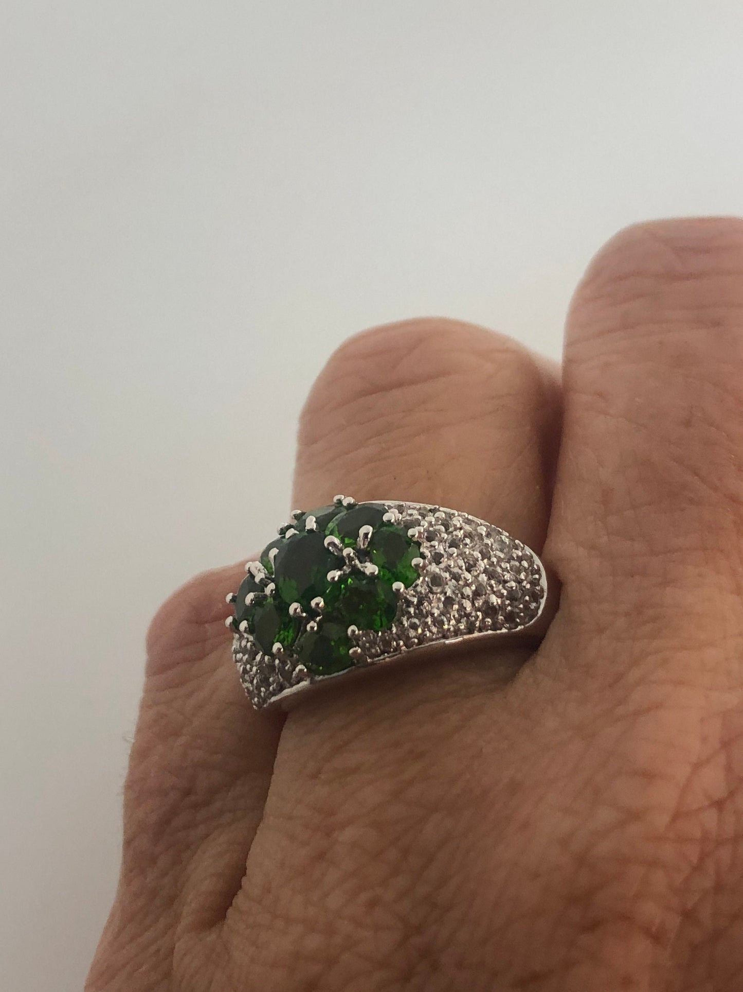 Vintage Handmade Genuine Green Chrome Diopside Filigree Setting 925 Sterling Silver Gothic Knot Ring