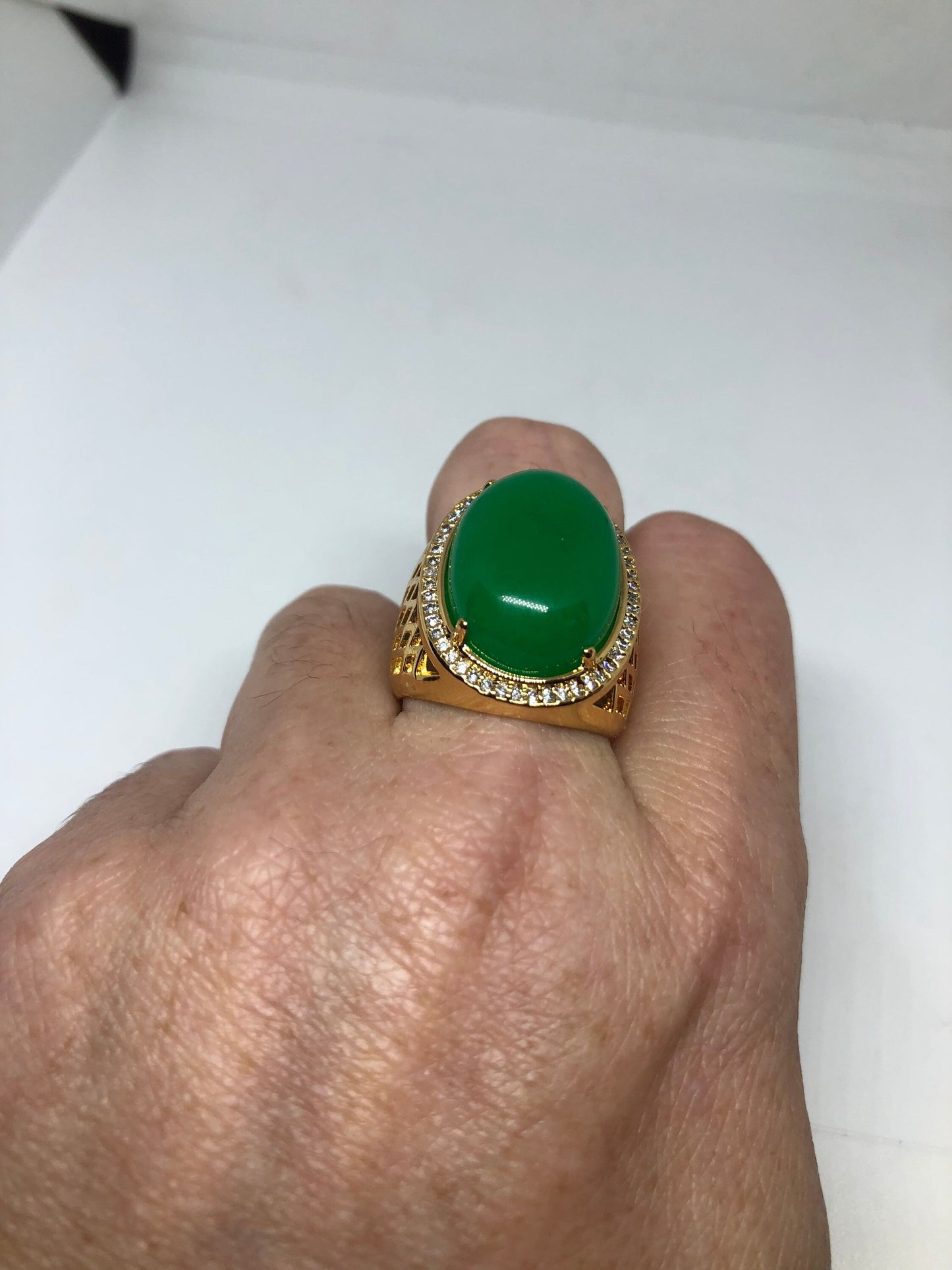 Vintage Lucky Green Nephrite Jade Ring