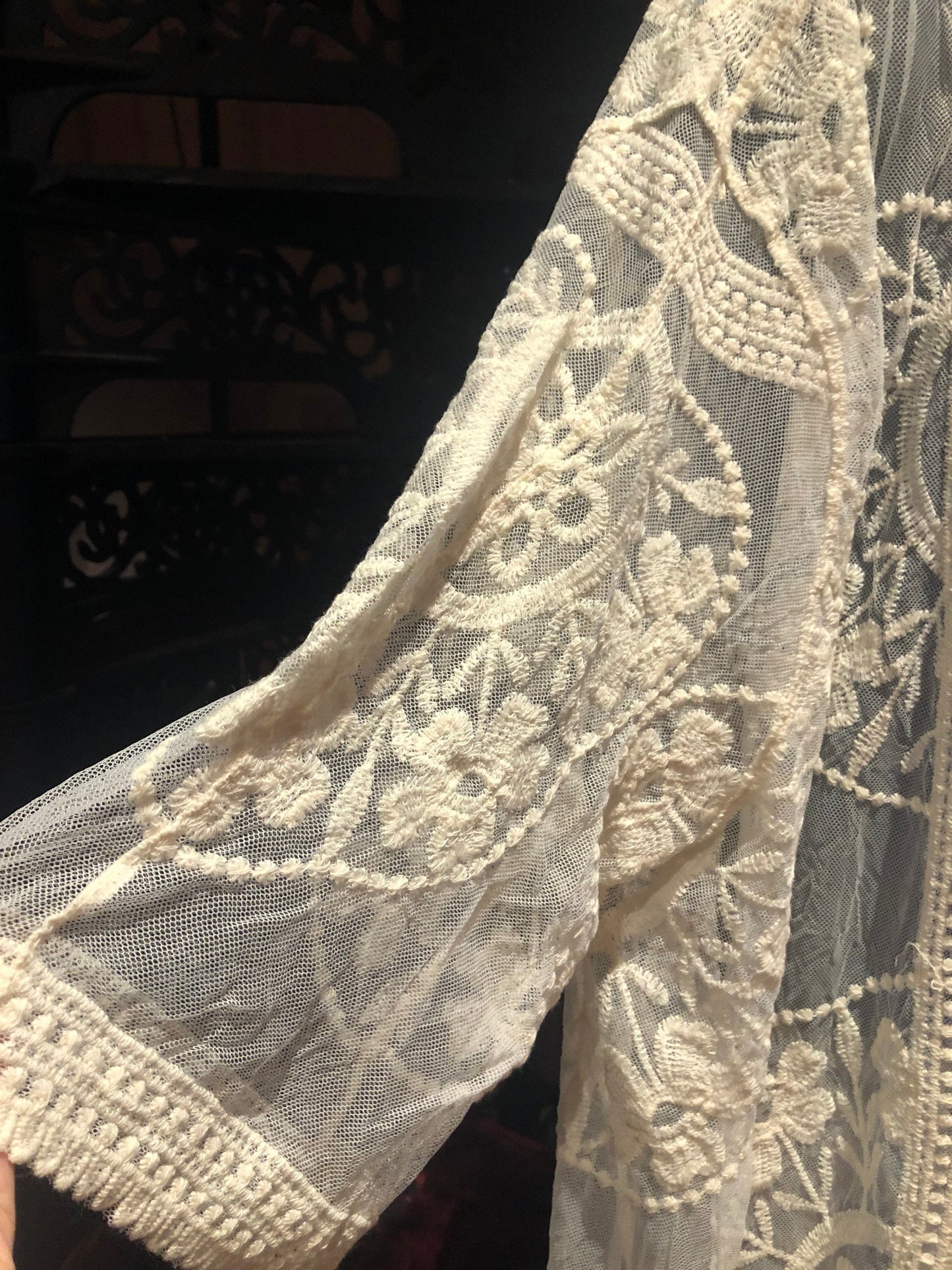 Vintage Style ivory Embroidered kimono jacket