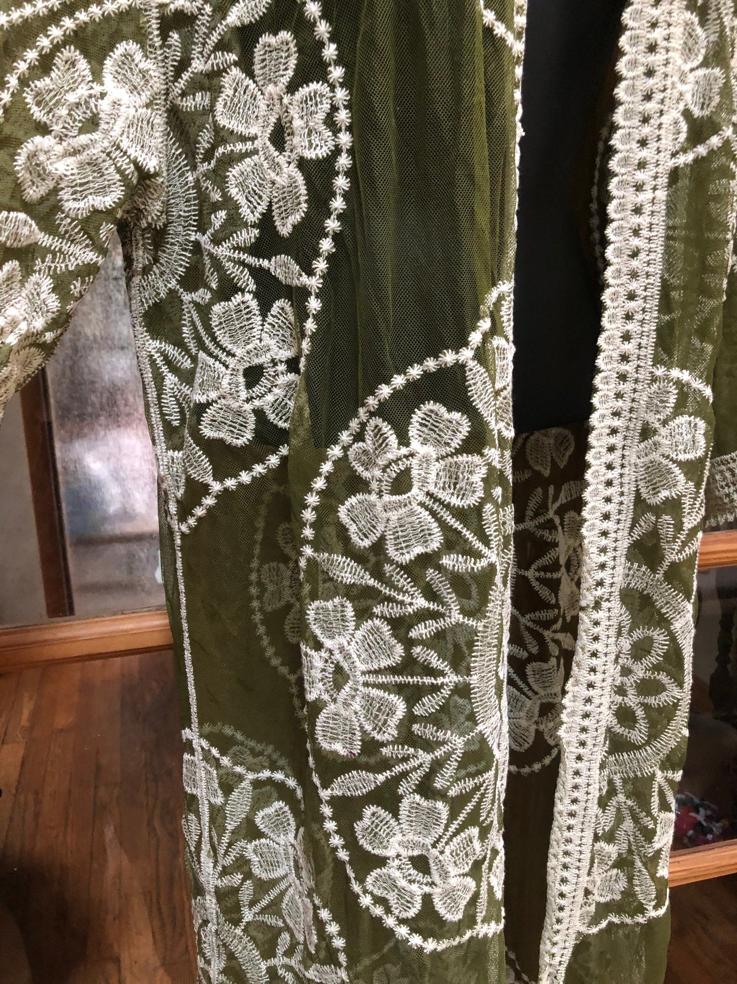 Vintage Style Olive Green Embroidered kimono jacket