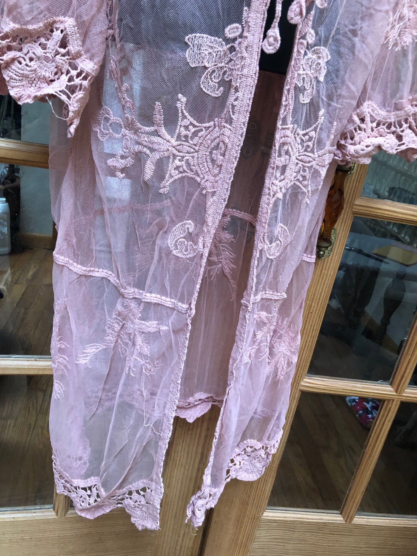 Vintage Style Pink Embroidered kimono jacket