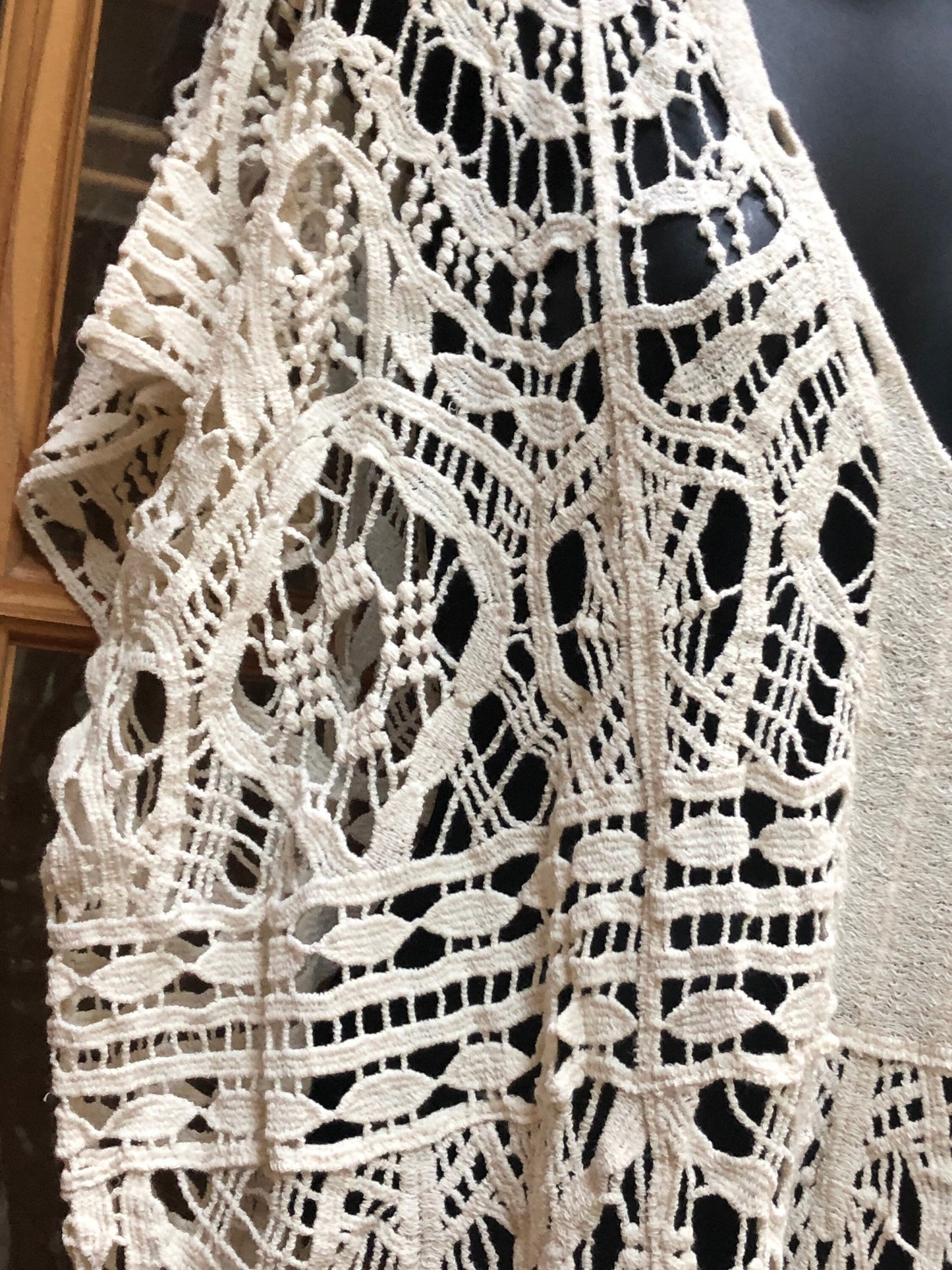 Vintage Style Ivory Lace Embroidered kimono jacket