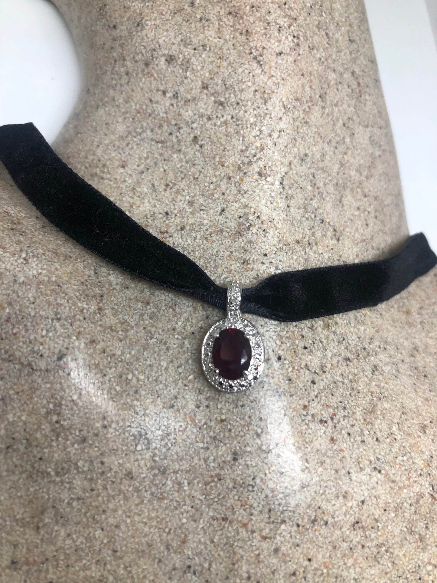 Vintage Bohemian Garnet Deco Choker 925 Sterling Silver Pendant Necklace