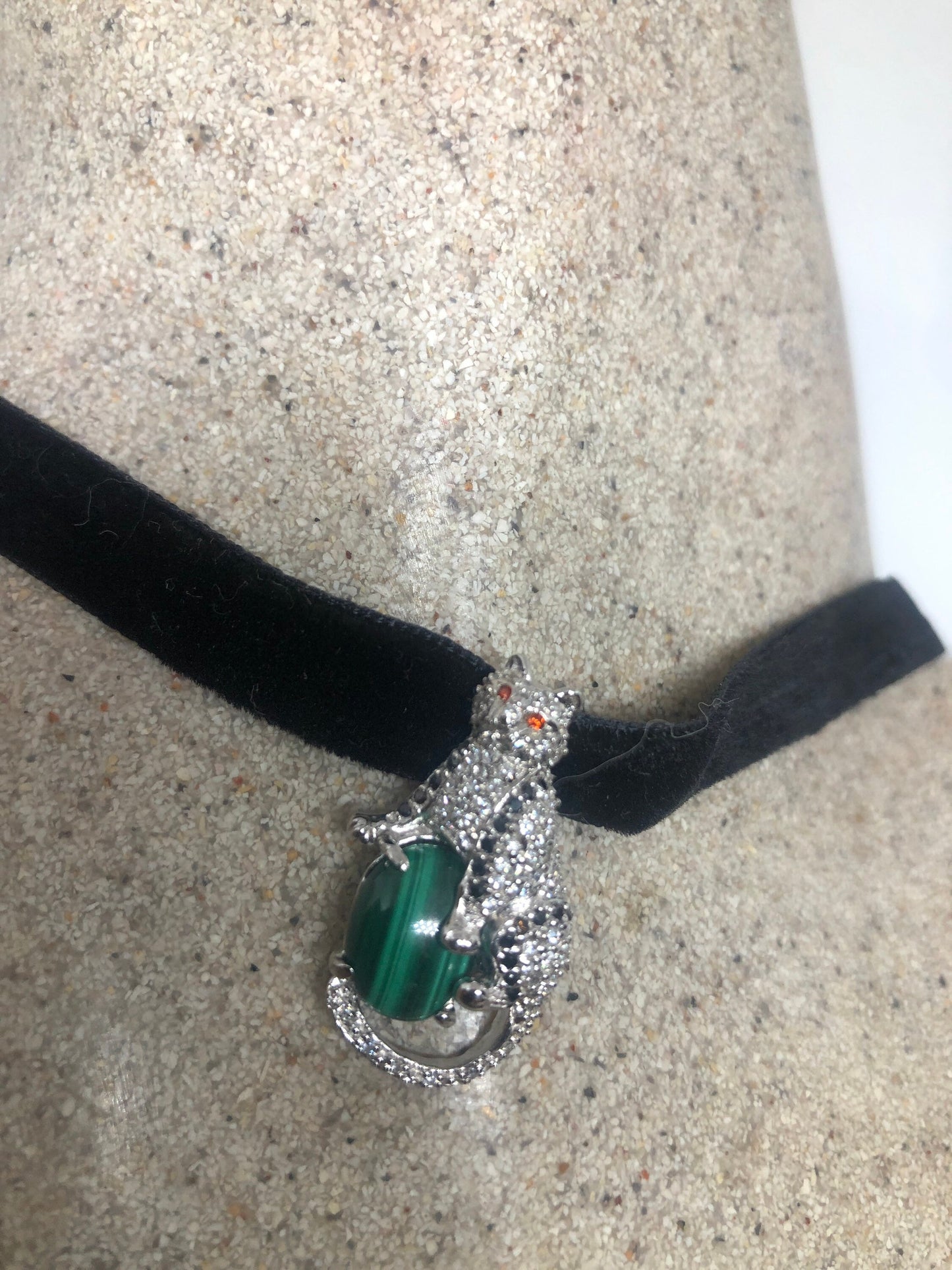 Vintage malachite Choker Deco Ruby 925 Sterling Silver Necklace