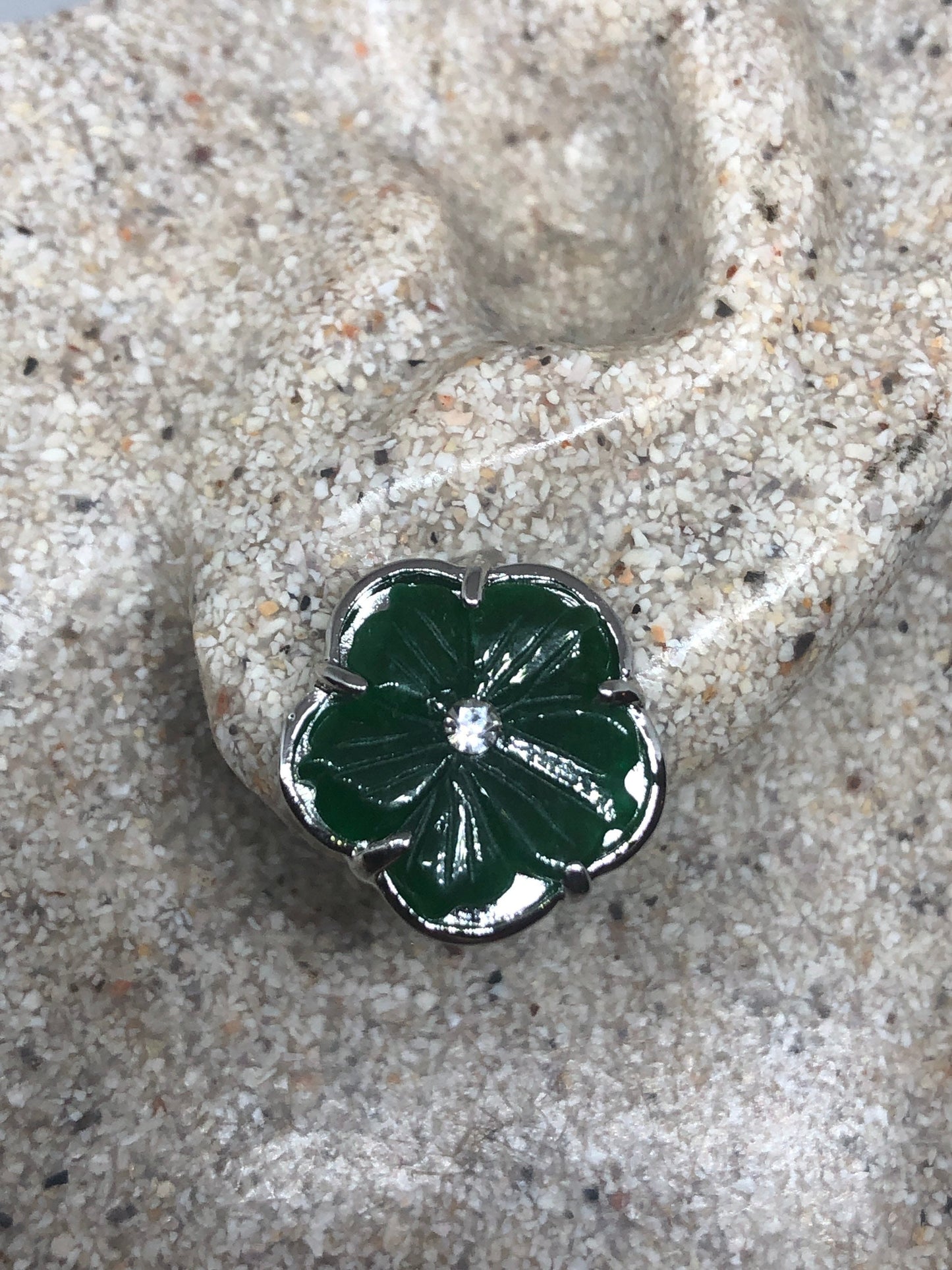 Vintage Green Jade Flower Earrings Stud Button