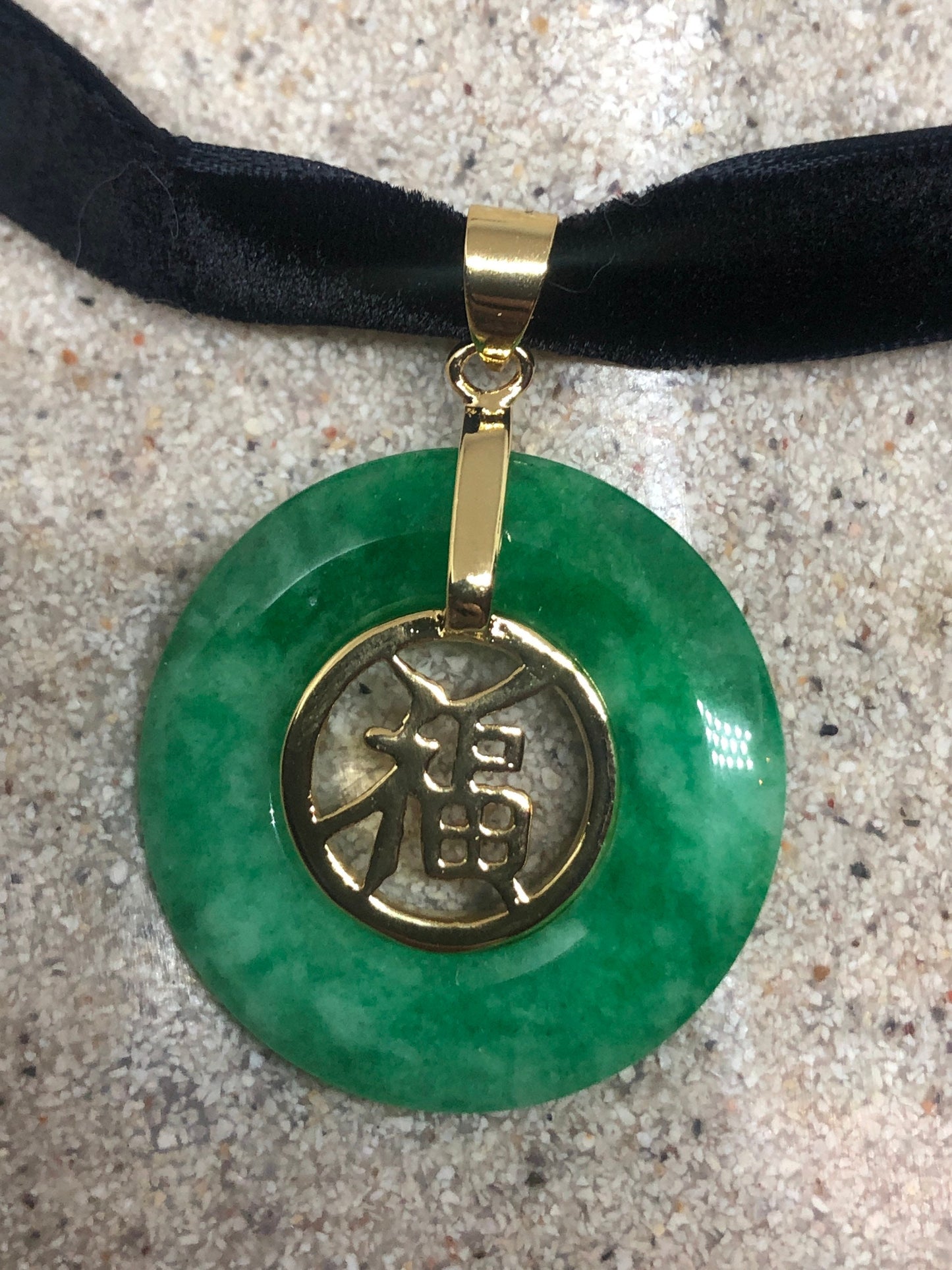 Vintage Green Jade Choker Golden Finish Necklace Pendant
