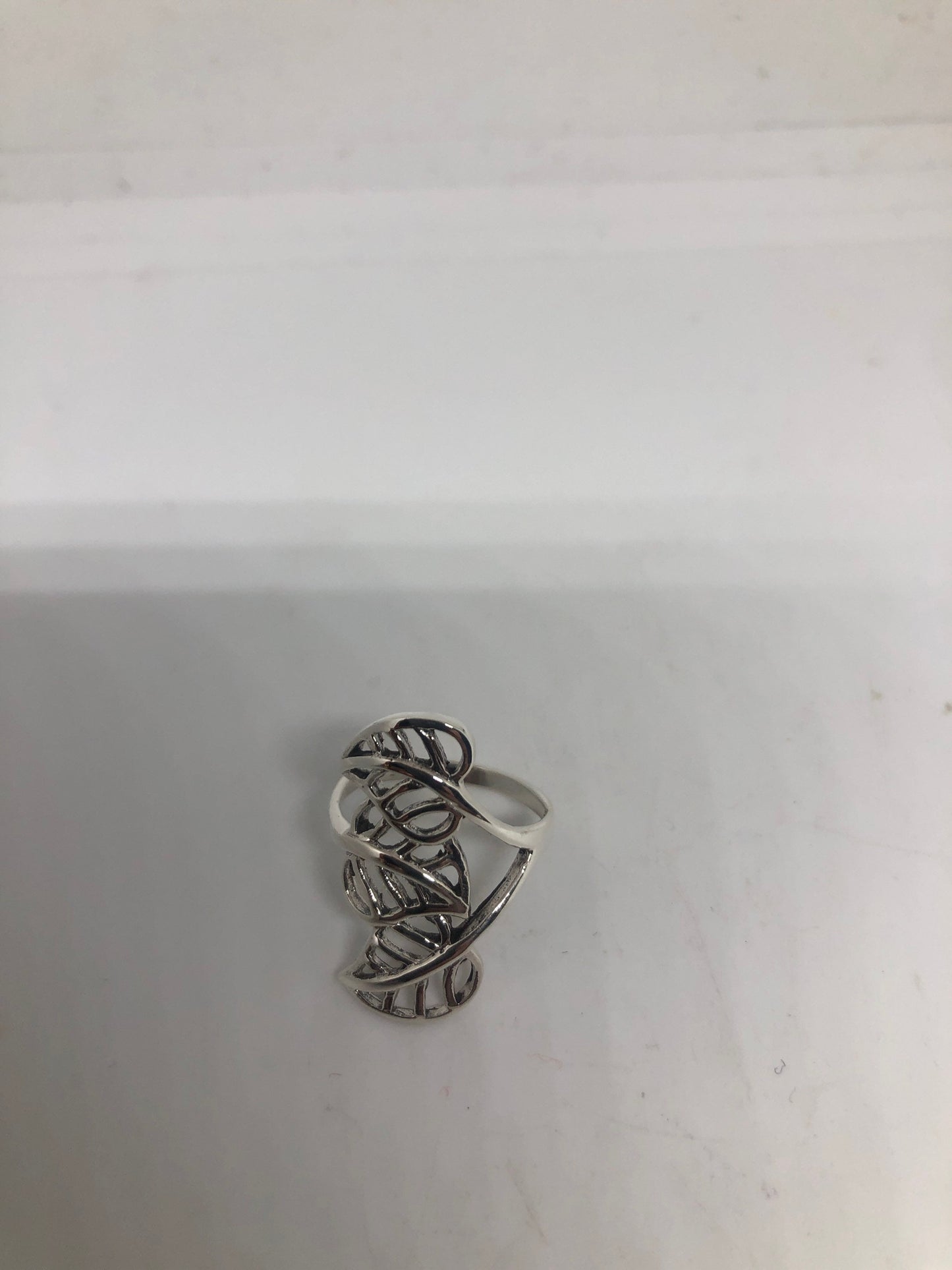 Vintage 925 Sterling Silver Leaf Ring