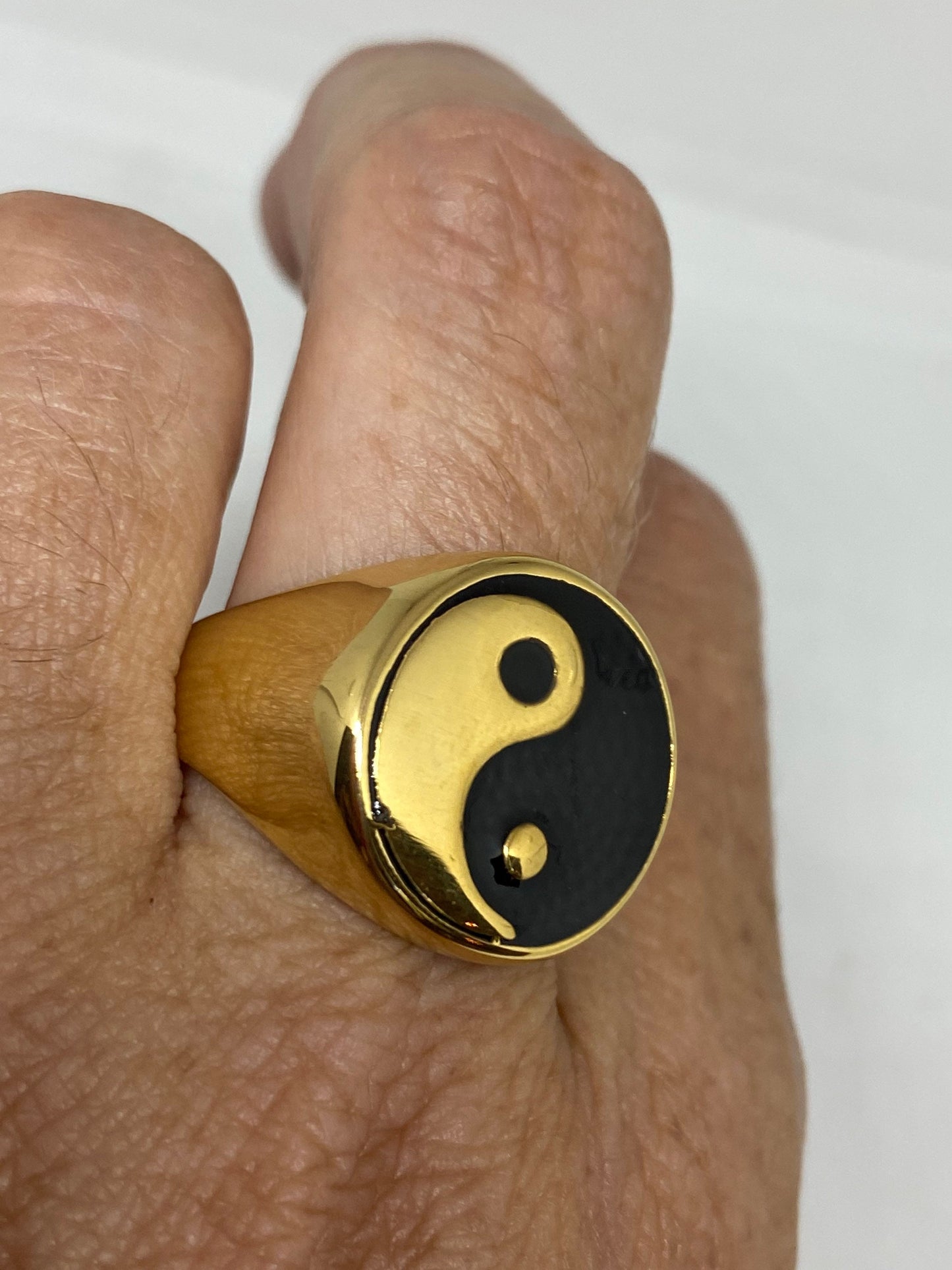 Vintage Ying Yang Mens MArtial Arts Golden Stainless Steel Enamel Ring