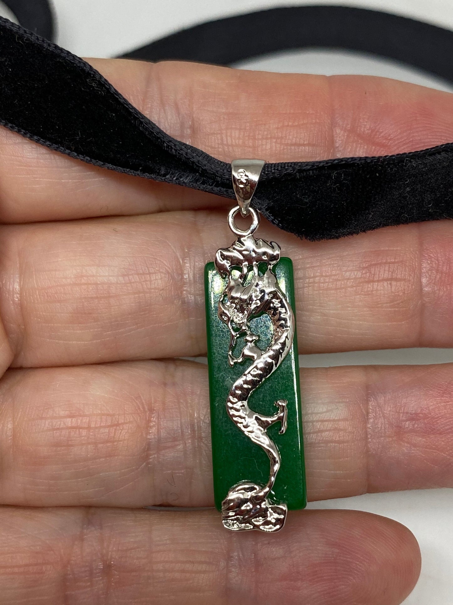 Vintage Green Jade Choker Silver Finish Dragon Necklace Pendant