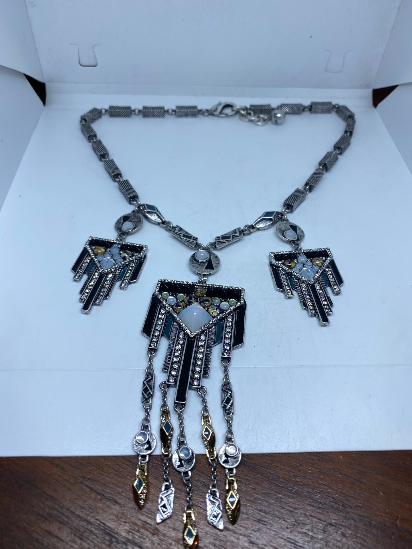 Vintage Lulu Frost Opal milk glsss Silver collar Necklace Choker