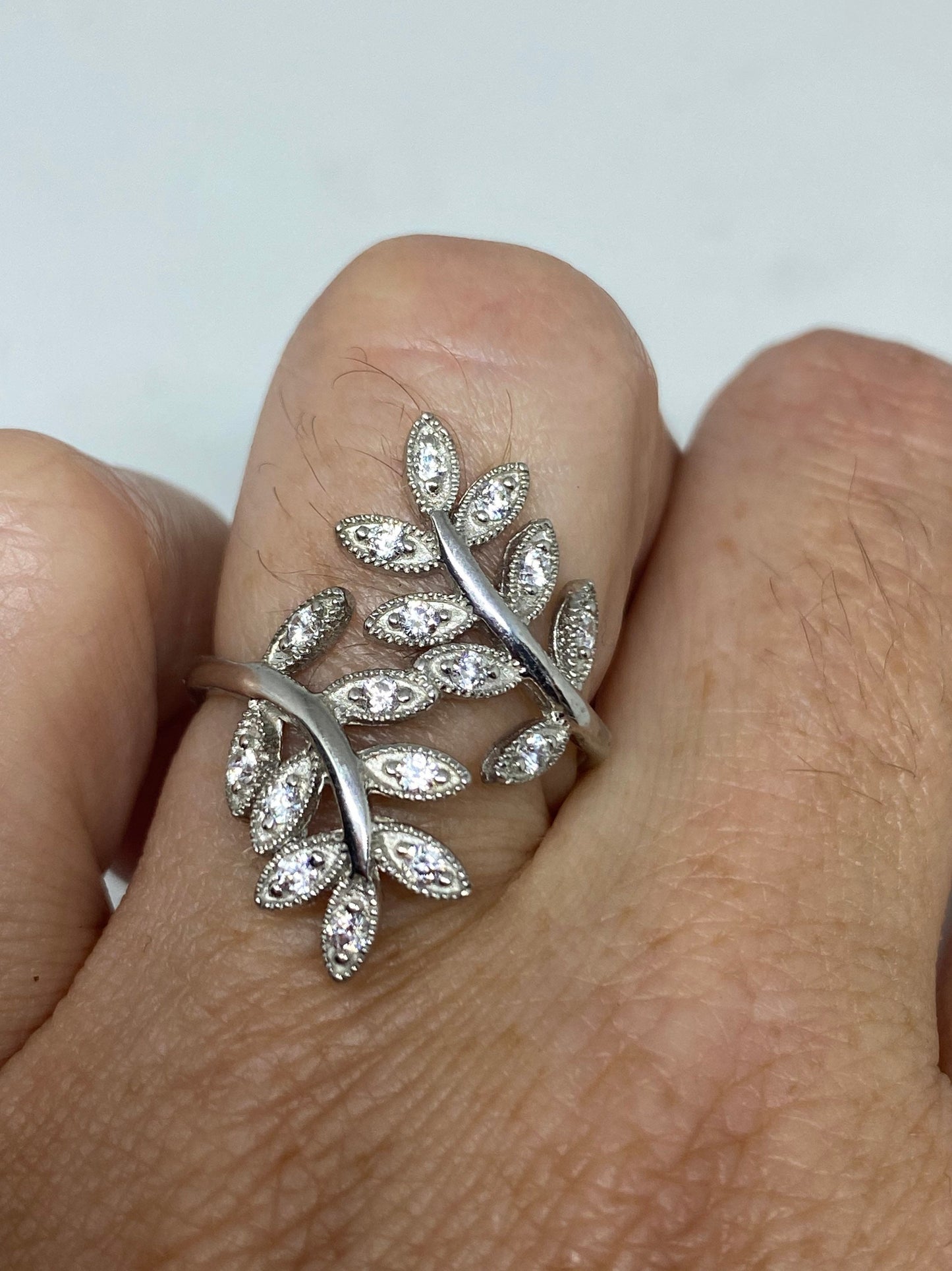 Vintage Clear White Sapphire 925 Sterling Silver Cocktail Ring