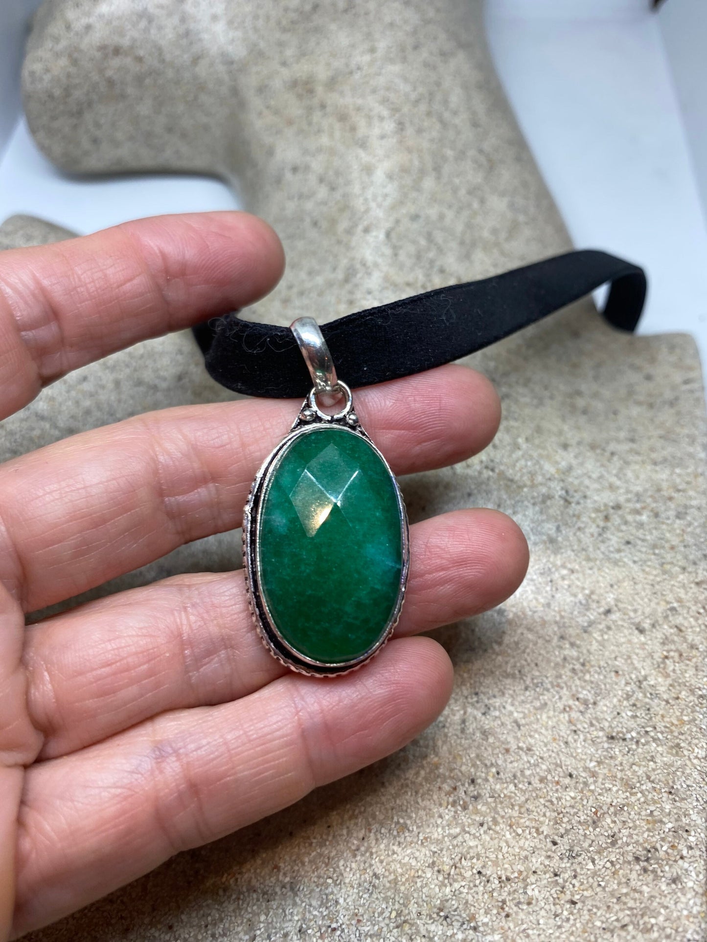 Vintage Green Chrysoprase Choker Pendant Necklace